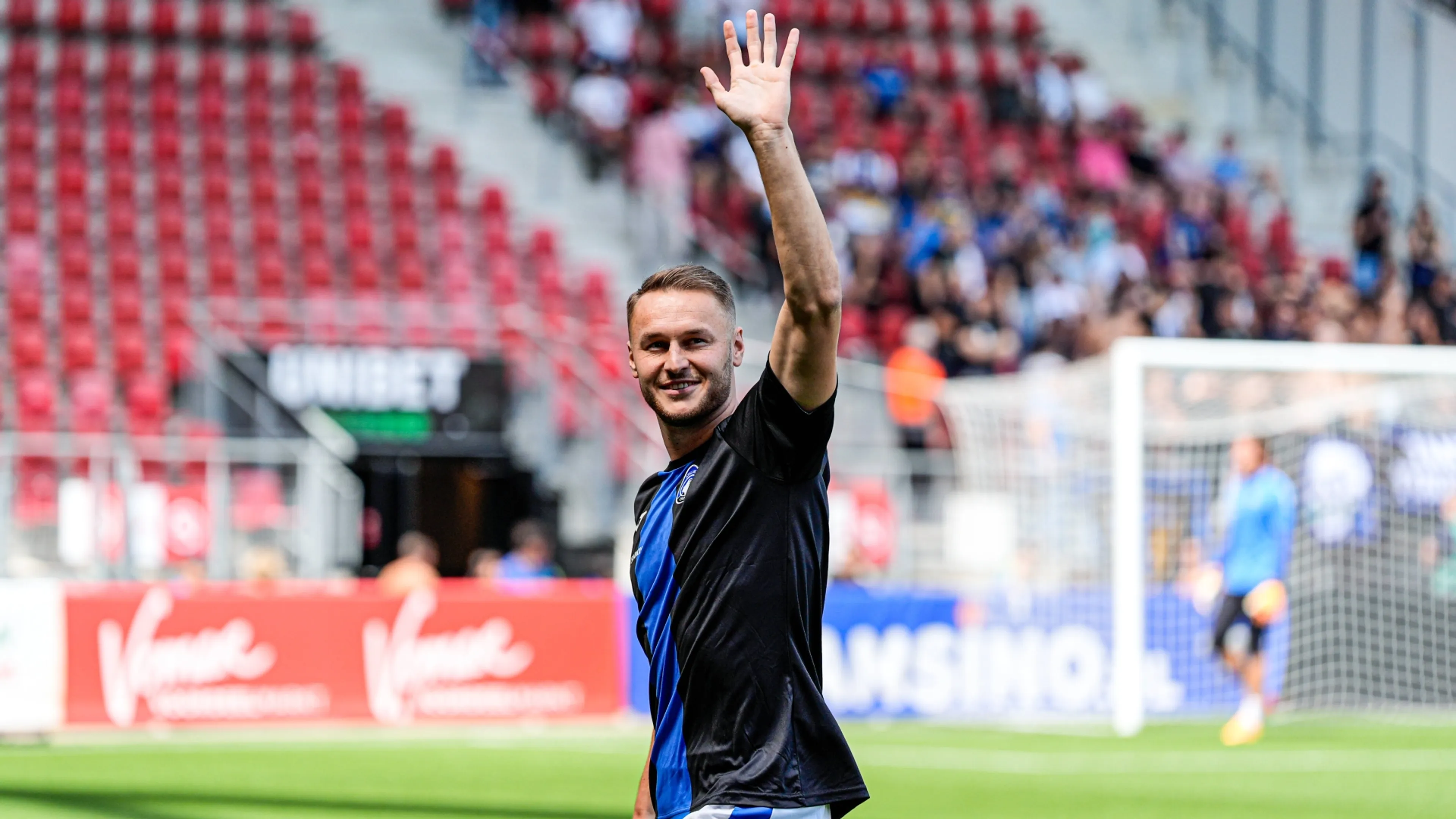 Copertina di La Juve alza l'asticella per Koopmeiners: pronta nuova offerta da 50 mln all'Atalanta. E Motta gli telefona..