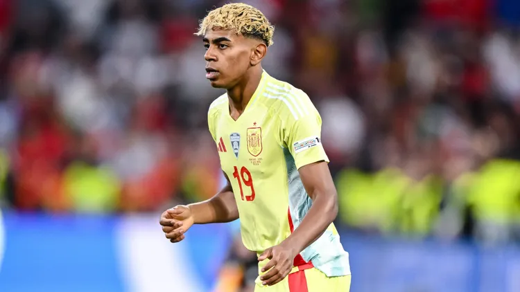 /images/l/a/m/lamine-yamal-spain-looks-on-during-the-uefa-nations-league-2025-final-match-between-portugal-and-spain-at-munich-football-arena-on-june-8-2025-in-munich-germany-photo-by-harry-langer-defodi-images-lamine-yamal-spain-looks-on-during-the-uefa-nations-league-2025-final-match-between-portugal-and-spain-at-munich-football-arena-on-june-8-2025-in-munich-germany-photo-by-harry-langer-defodi-imagesjpg_1749740063291.jpg