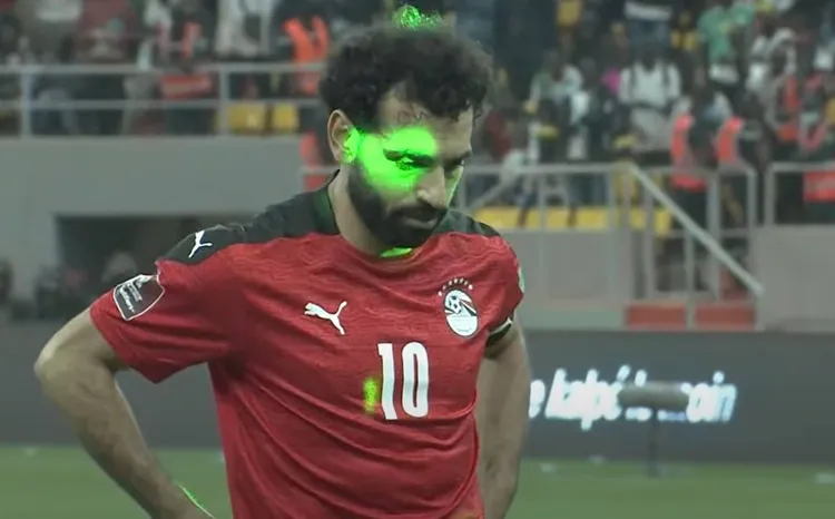 /images/l/a/s/laser-contro-salah.jpg