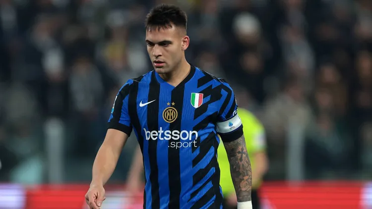 /images/l/a/u/Lautaro-Martinez-in-Juve-Inter.jpg