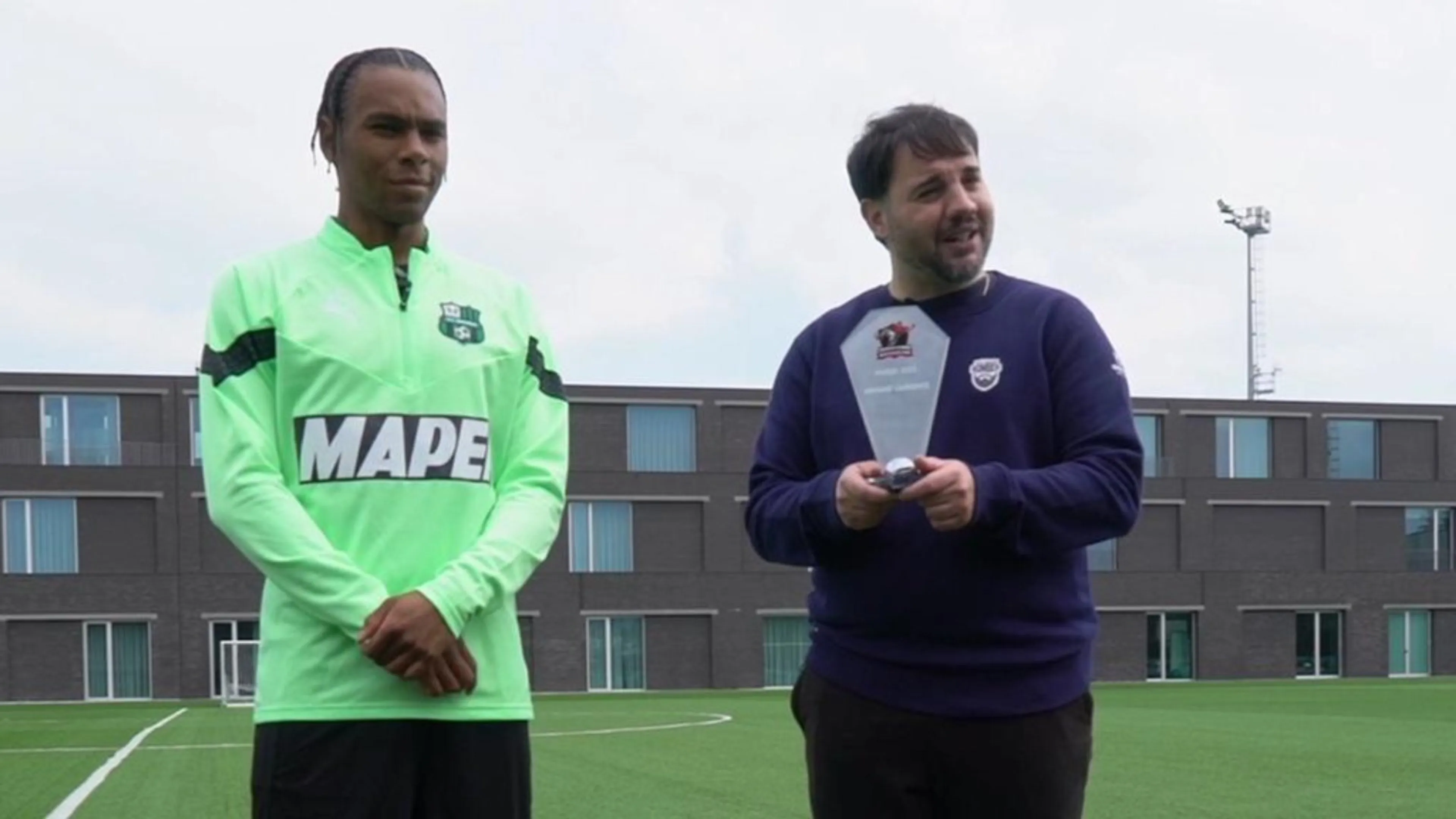 Copertina di CB ROOKIE DI MARZO - Laurientè: "Sogno di segnare dribblando tutti". E tra cucina francese e italiana...