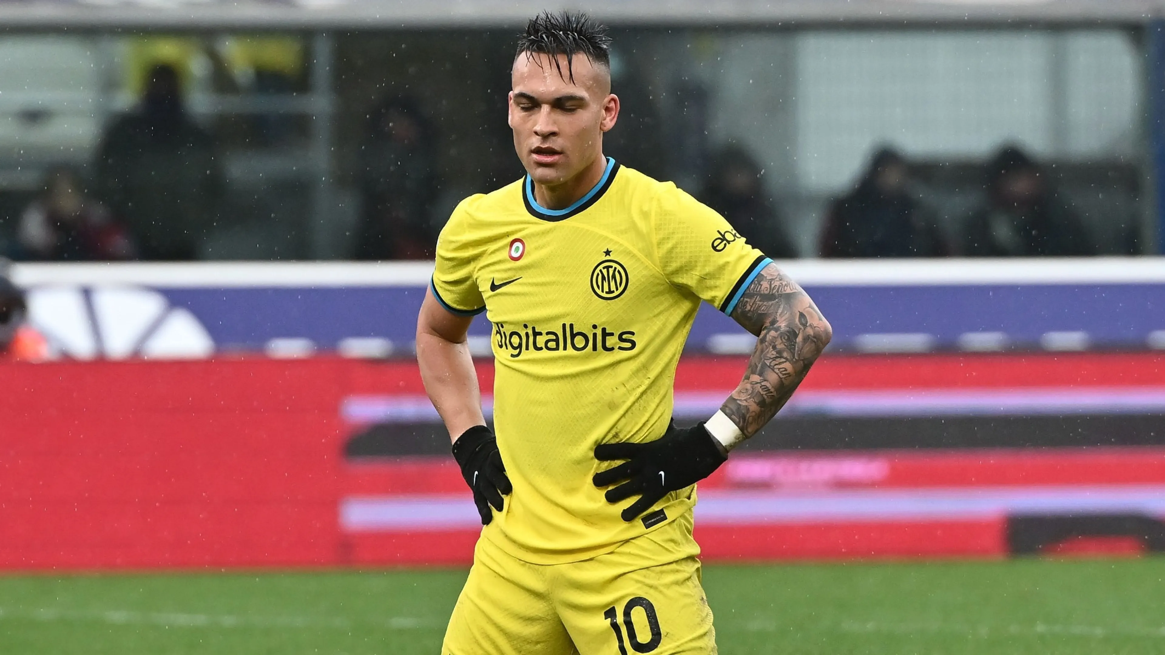 Copertina di L’Inter cade a Bologna, Lautaro non cerca alibi: “Chiedo scusa ai tifosi”