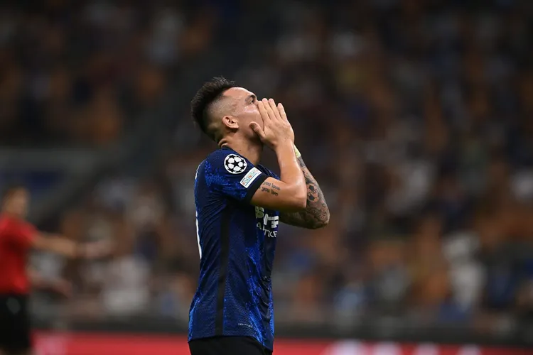 /images/l/a/u/lautaro-martinez-inter.jpg