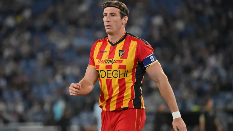 /images/l/a/z/lazio-vs-lecce-in-rome-italy-25-may-2025-federico-baschirotto-of-lecce-seen-in-action-during-the-serie-a-match-between-lazio-and-lecce-at-olympic-stadium-final-score-lazio-0-1-lecce-rome-italy-copyright-xmattiaxvianx-xsopaximagesx-mvian0536jpg_1753719199696.jpg