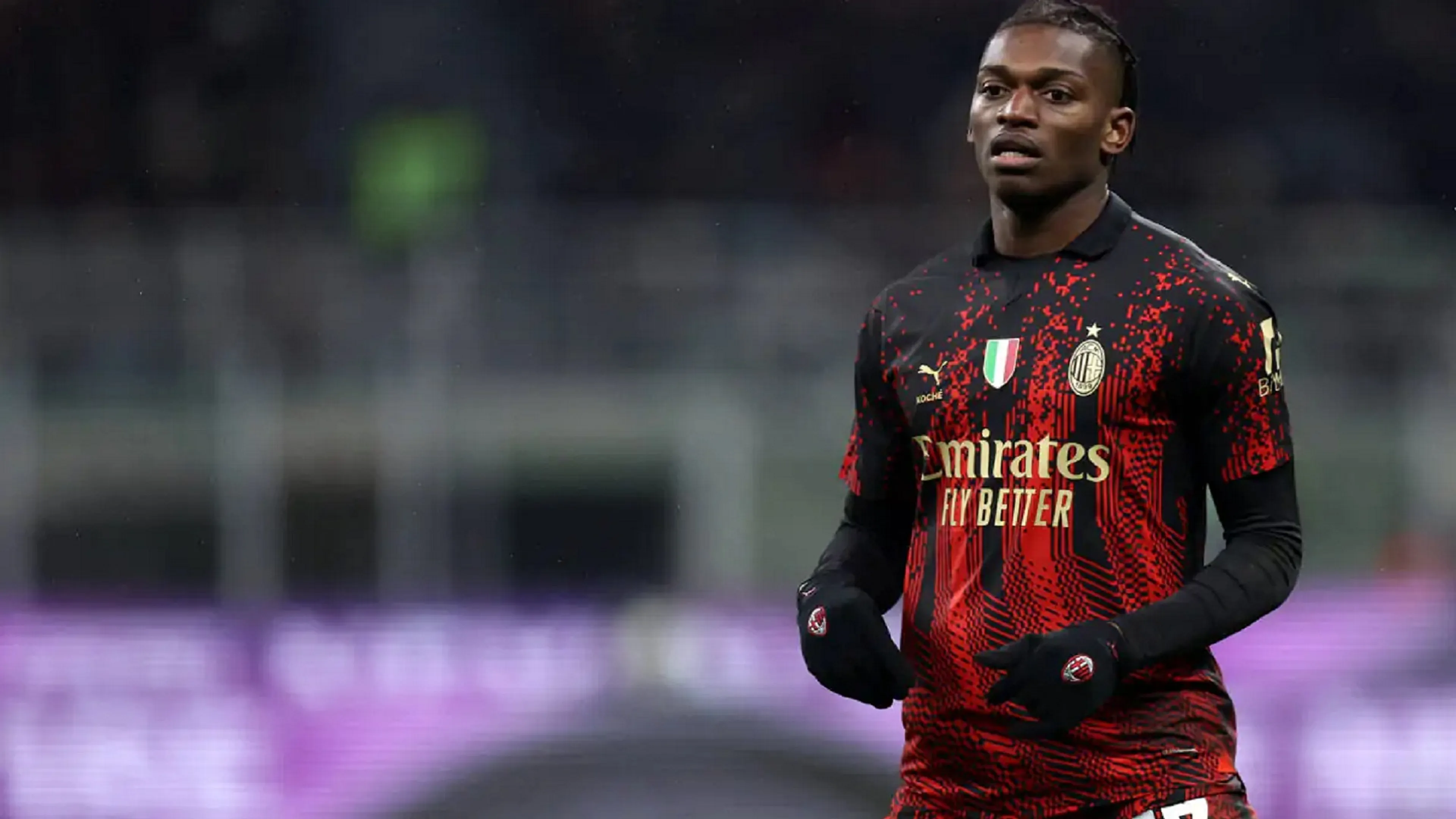 Copertina di Parla Leao: la verità sul suo futuro sorprende i tifosi rossoneri