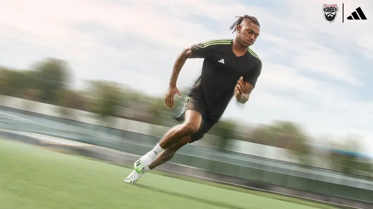 /images/l/e/a/leao-adidas-x-crazyfast-2.jpg