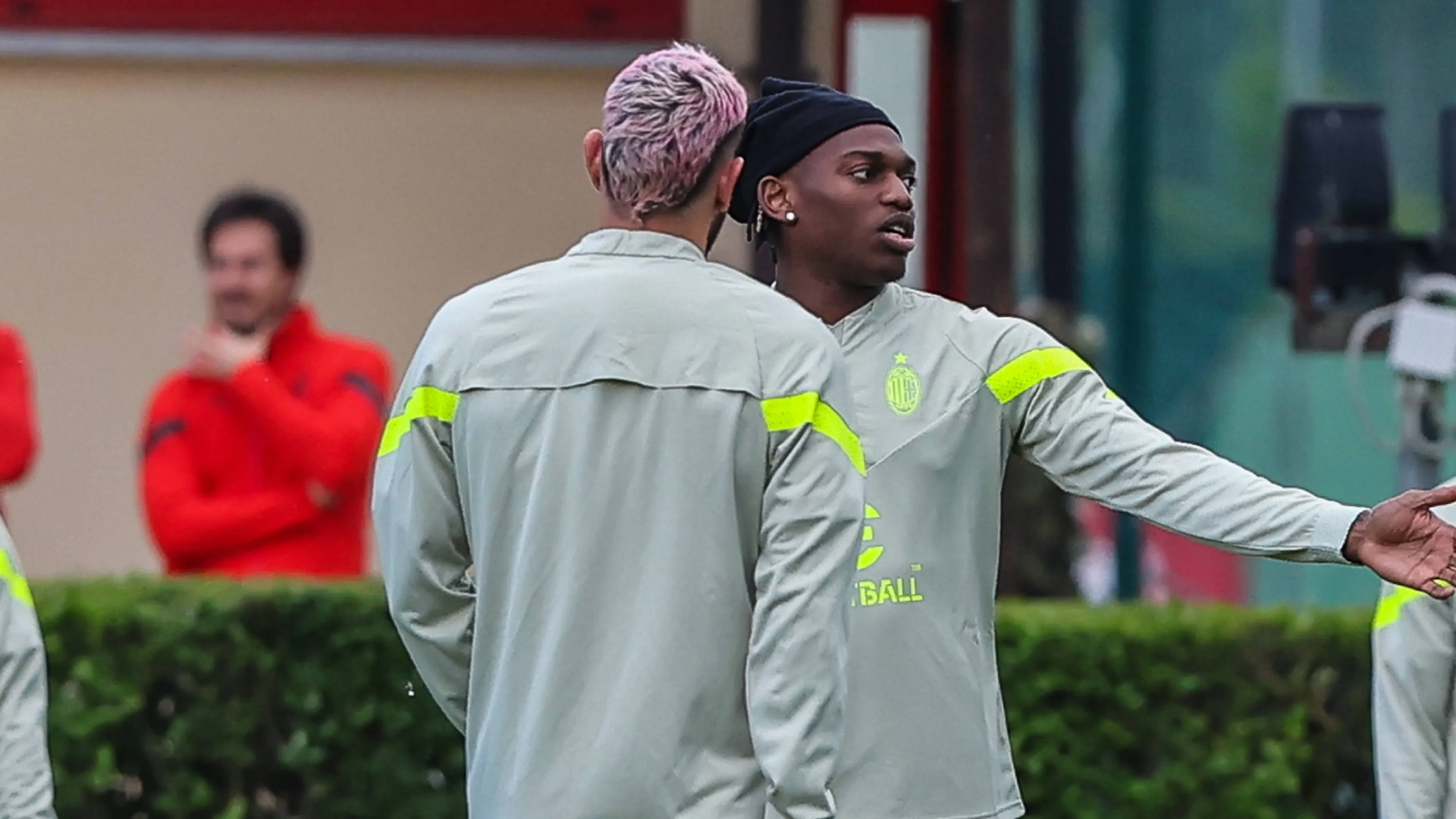 Copertina di Gds: "Milan, Leao ancora fuori dai titolari per colpa del GPS..."