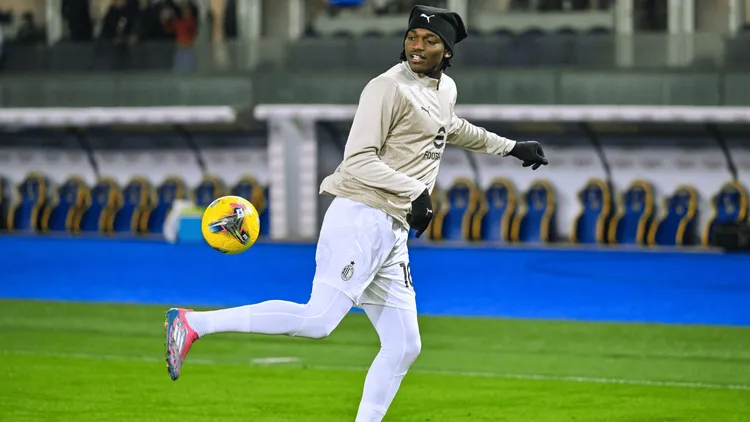 /images/l/e/a/leao-milan-1.png