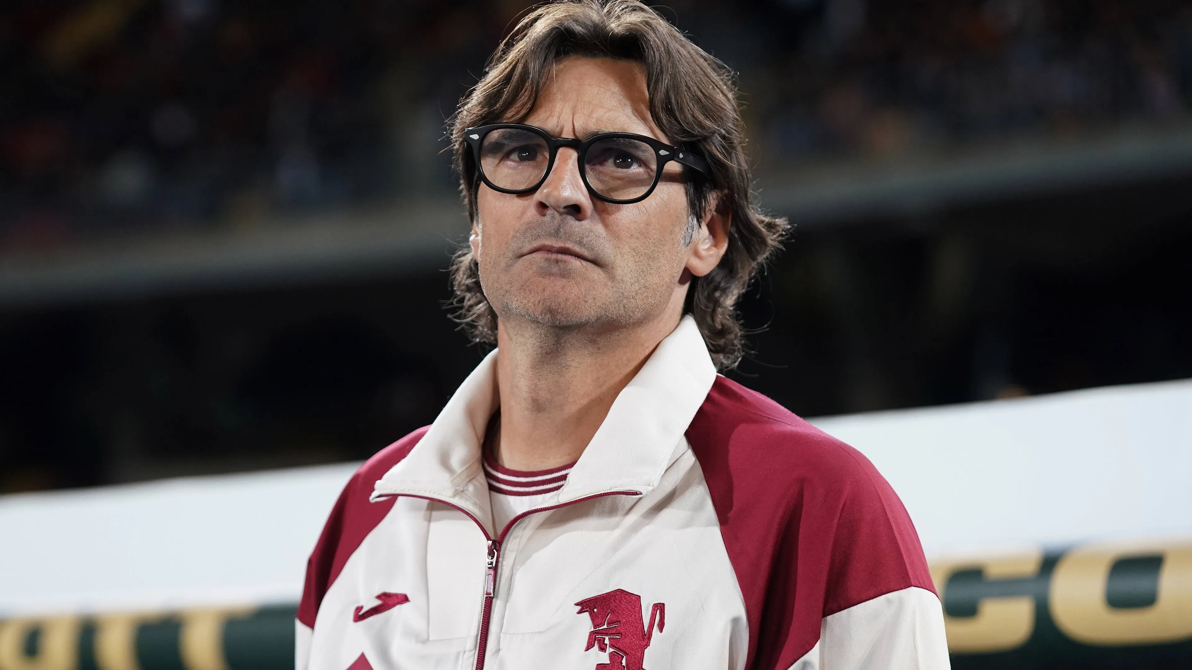 Copertina di Lecce v Torino Serie A Paolo Vanoli head coach of Torino FC watches the Serie A match between US Lecce and Torino FC in Lecce Italy on May 18 2025 Lecce Italy Copyright xGabrielexMaricchiolox originalFilename maricchiolo usleccev250518 npywy jpg