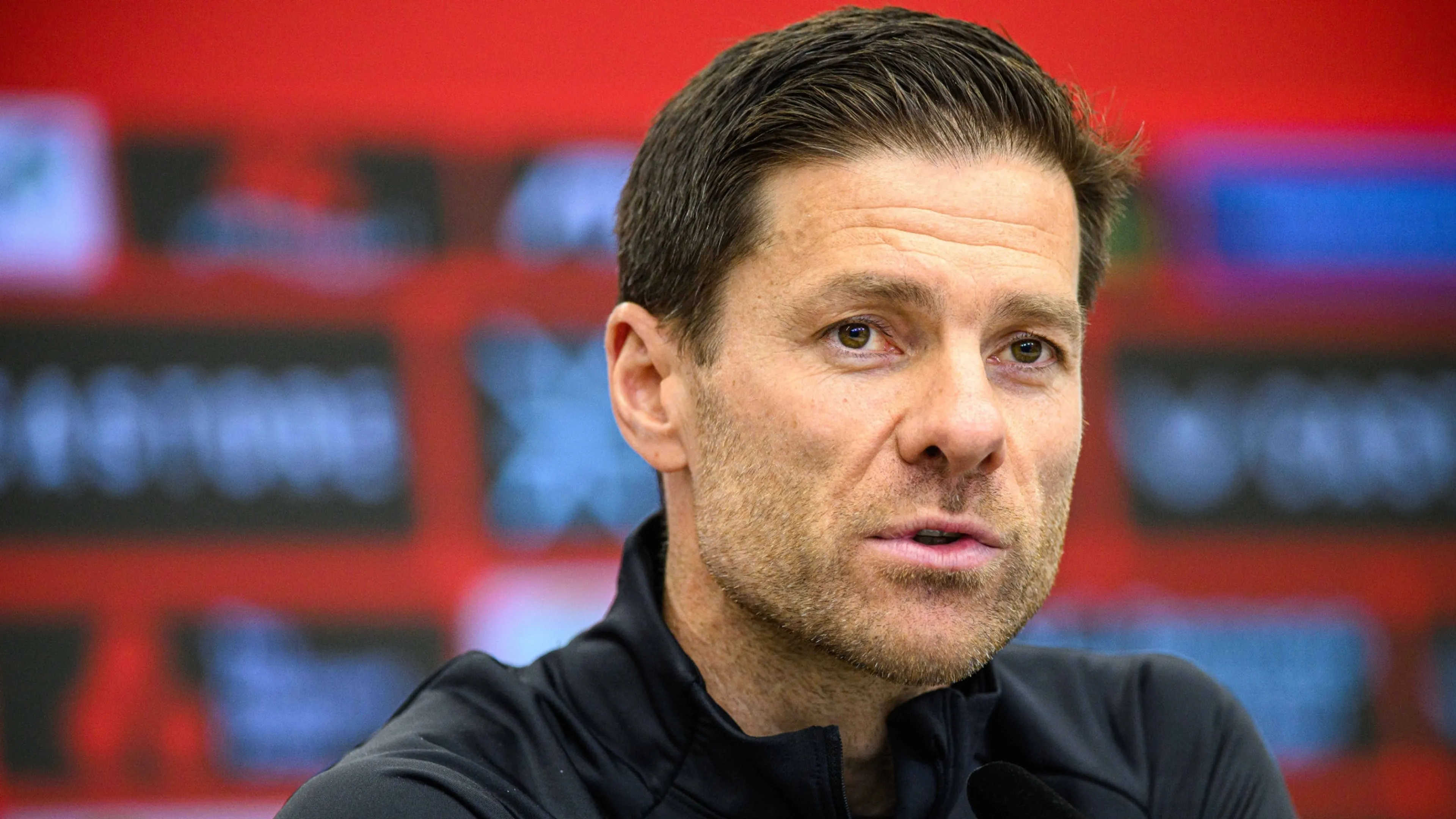 Xabi Alonso, l’addio al Bayer è ufficiale: il nuovo allenatore potrebbe arrivare da una panchina italiana