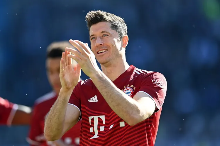 /images/l/e/w/lewandowski-bayern.jpg