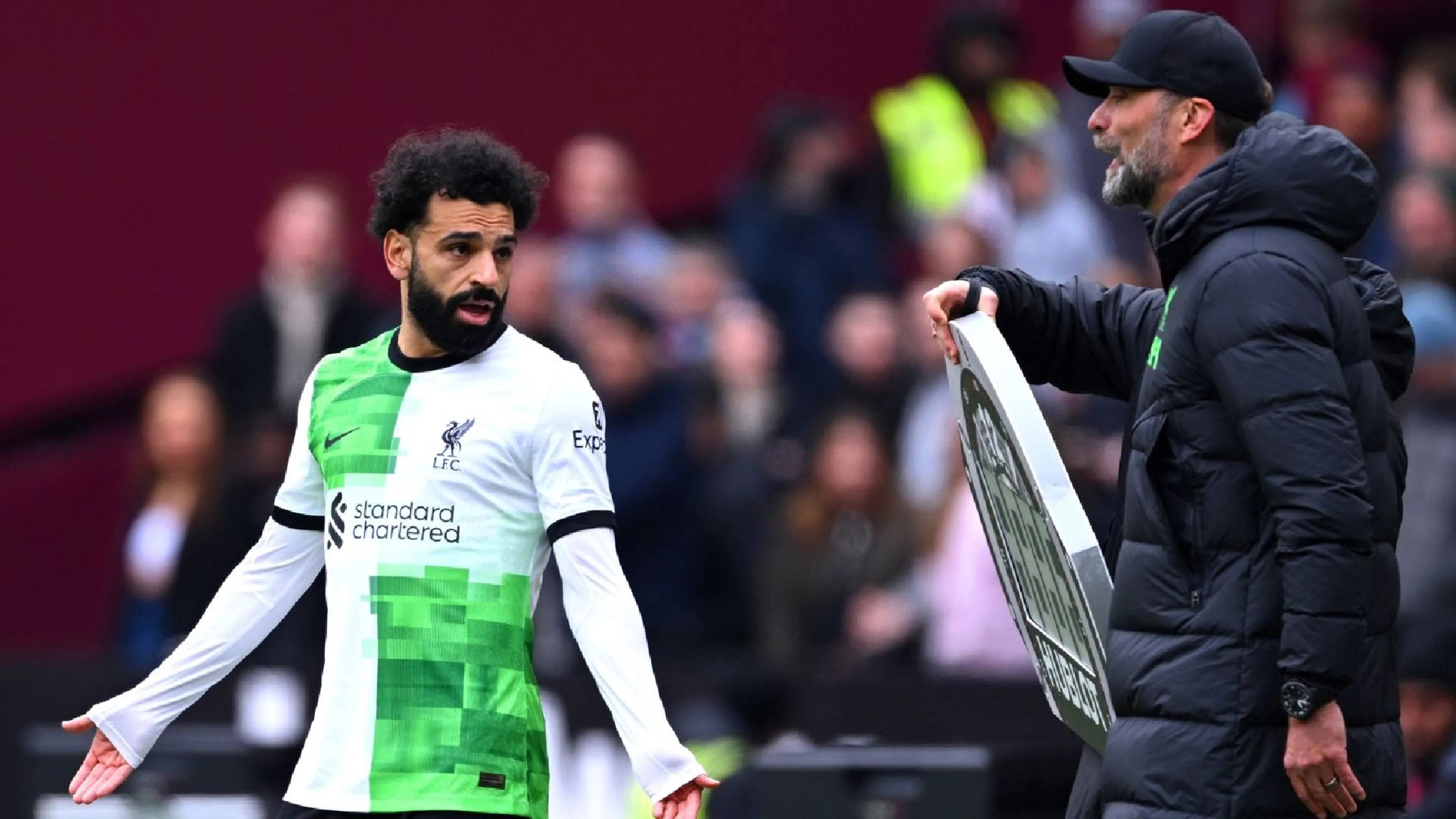 Copertina di L'esperto di labiale svela cos'ha detto Salah a Klopp: è una velata "minaccia"