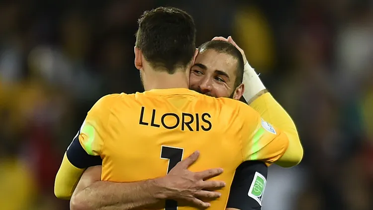/images/l/l/o/lloris-benzema.jpg