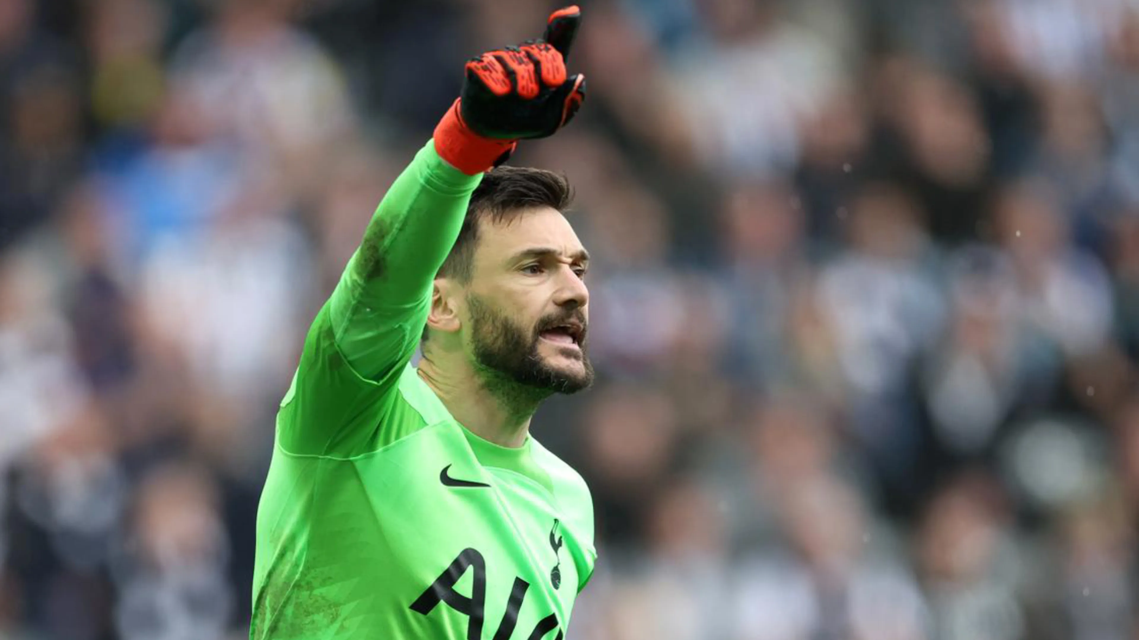 Tottenham, Llloris massacra la squadra dopo il 6-1 di Newcastle. Poi il messaggio da leader ai tifosi (VIDEO)