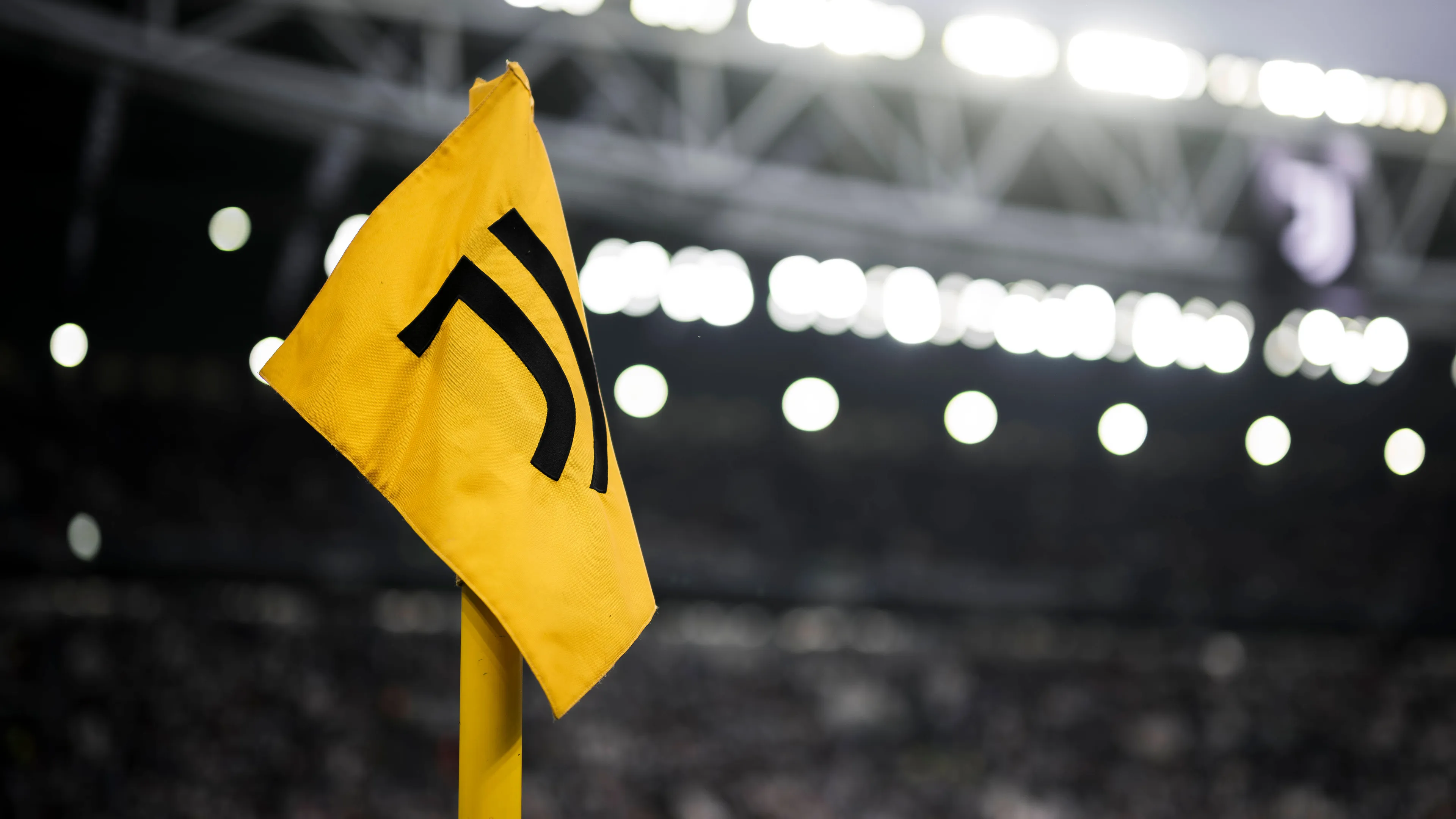 1,1 miliardi per l'acquisto della Juventus! C'è l'offerta e la risposta