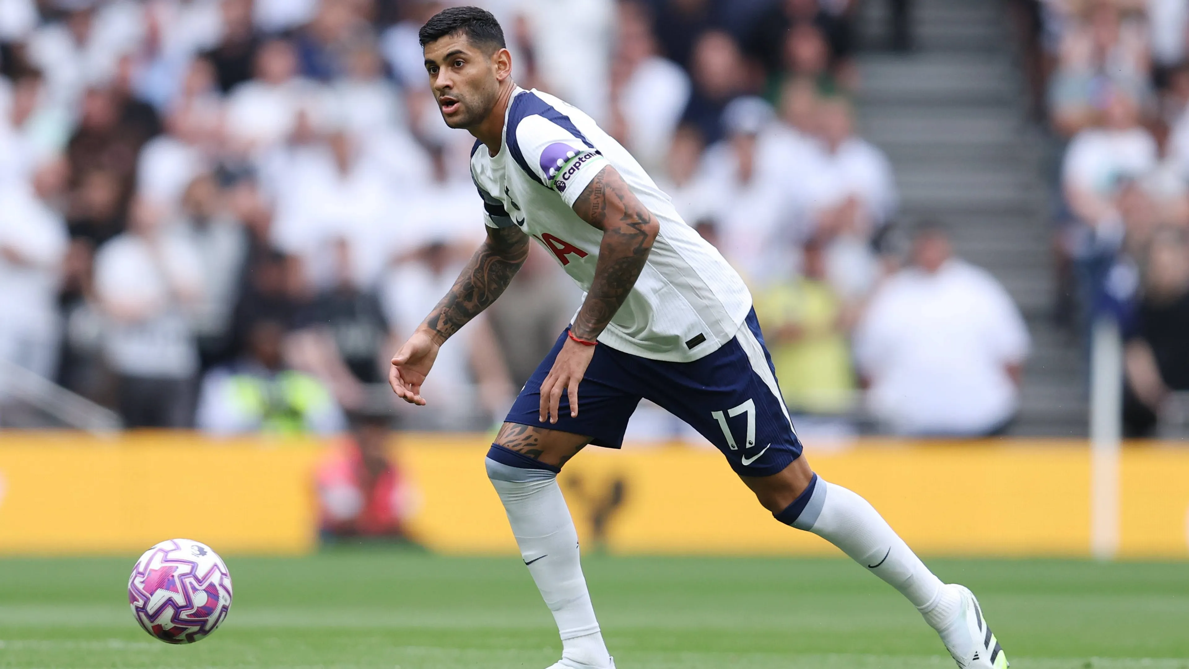 Tottenham, Romero: "Questo è il club migliore del mondo, vogliamo vincere un altro trofeo"