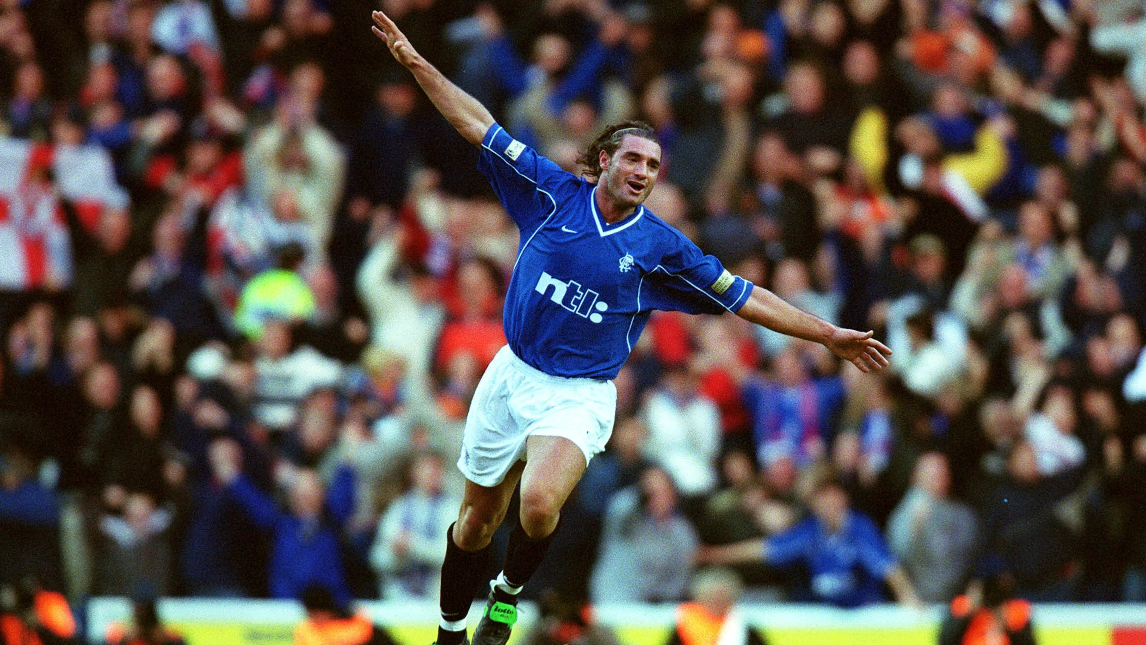 Lorenzo Amoruso: "Gazza un genio, ma l'ho visto più volte ubriaco che sobrio. A Gattuso consigliai di cambiar squadra. Nazionale? Questione di mentalità"