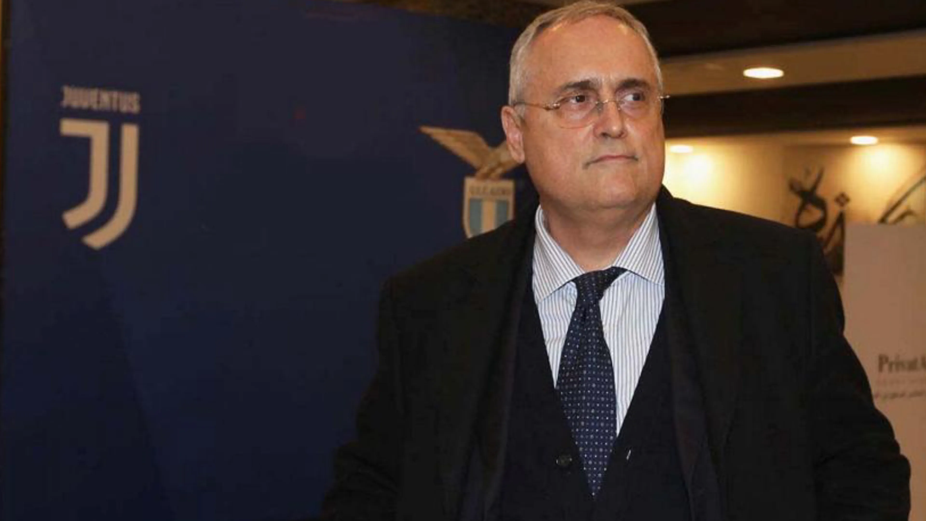 Copertina di Lotito prova lo "sgarbo" alla Juve: il patron della Lazio vuole Giuntoli