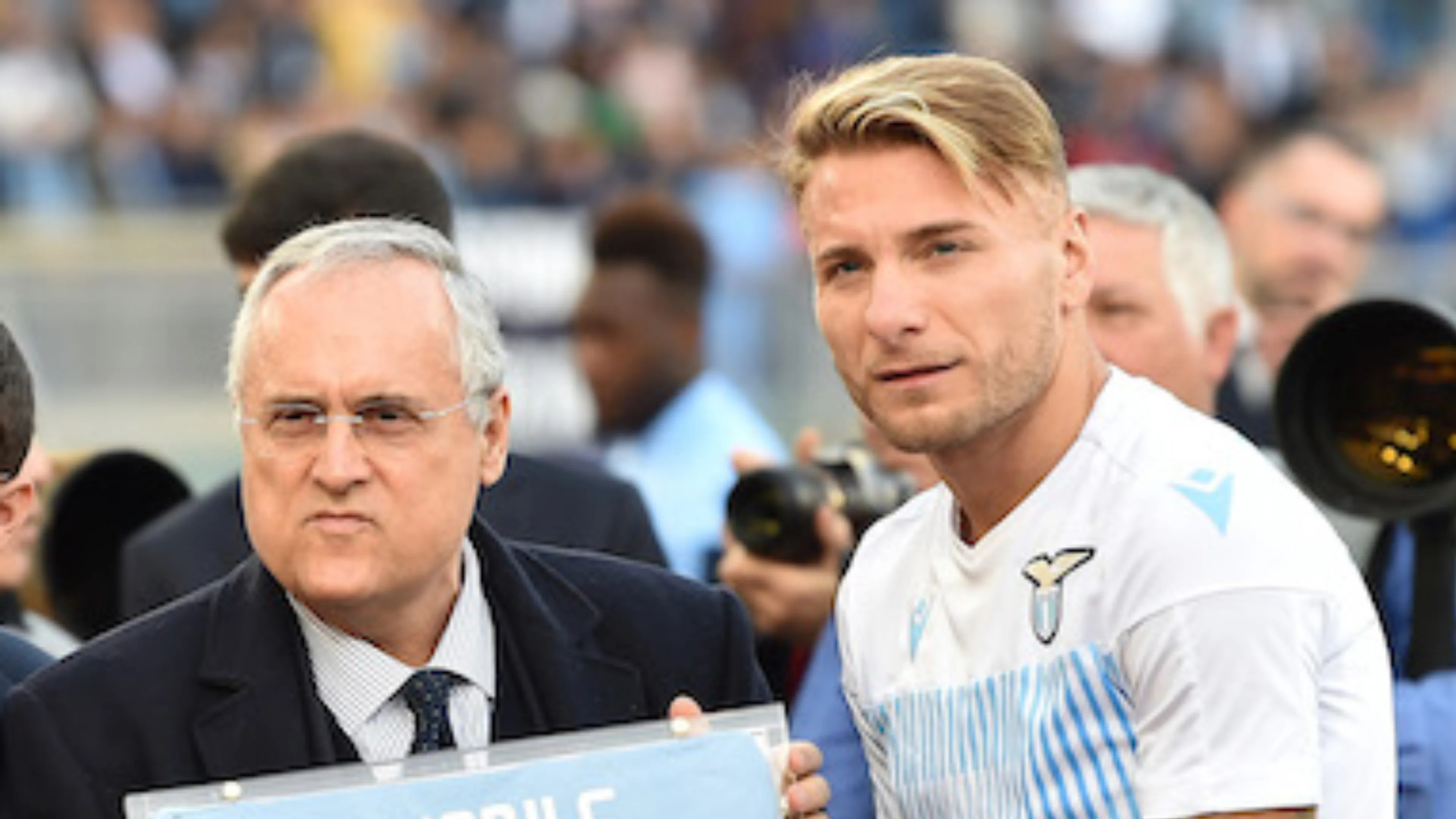 Copertina di Lotito sull'aggressione a Immobile: "Sotto scorta da 20 anni ma non faccio clamore"