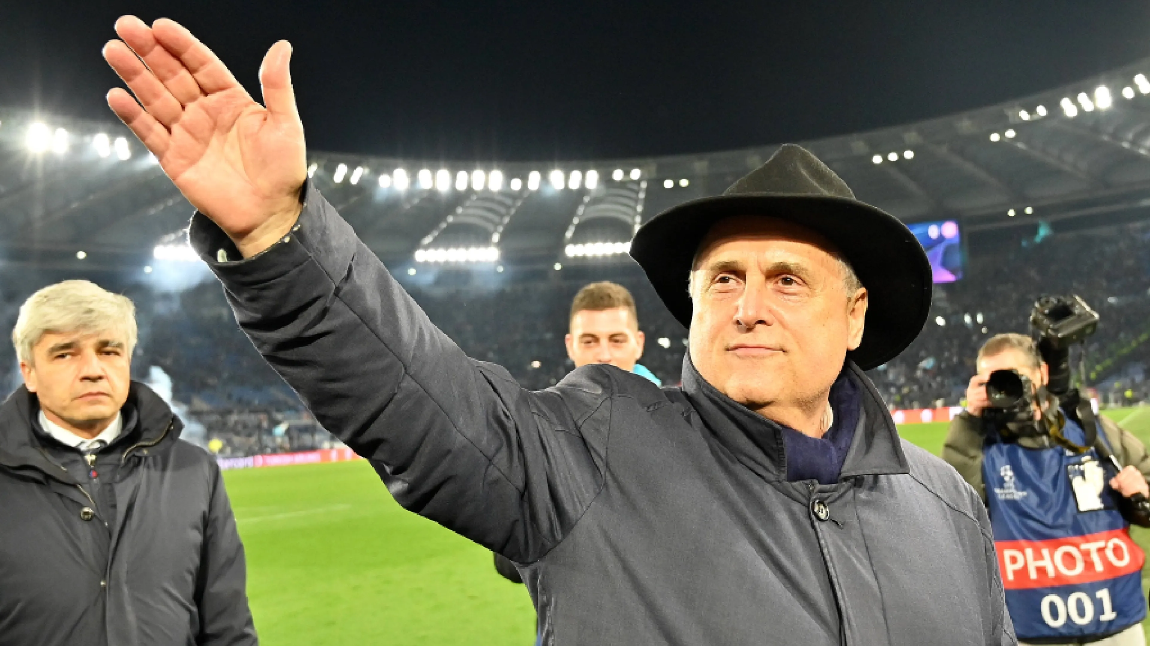 Copertina di I tifosi della Lazio in massa in piazza contro Lotito, l'appuntamento è fissato