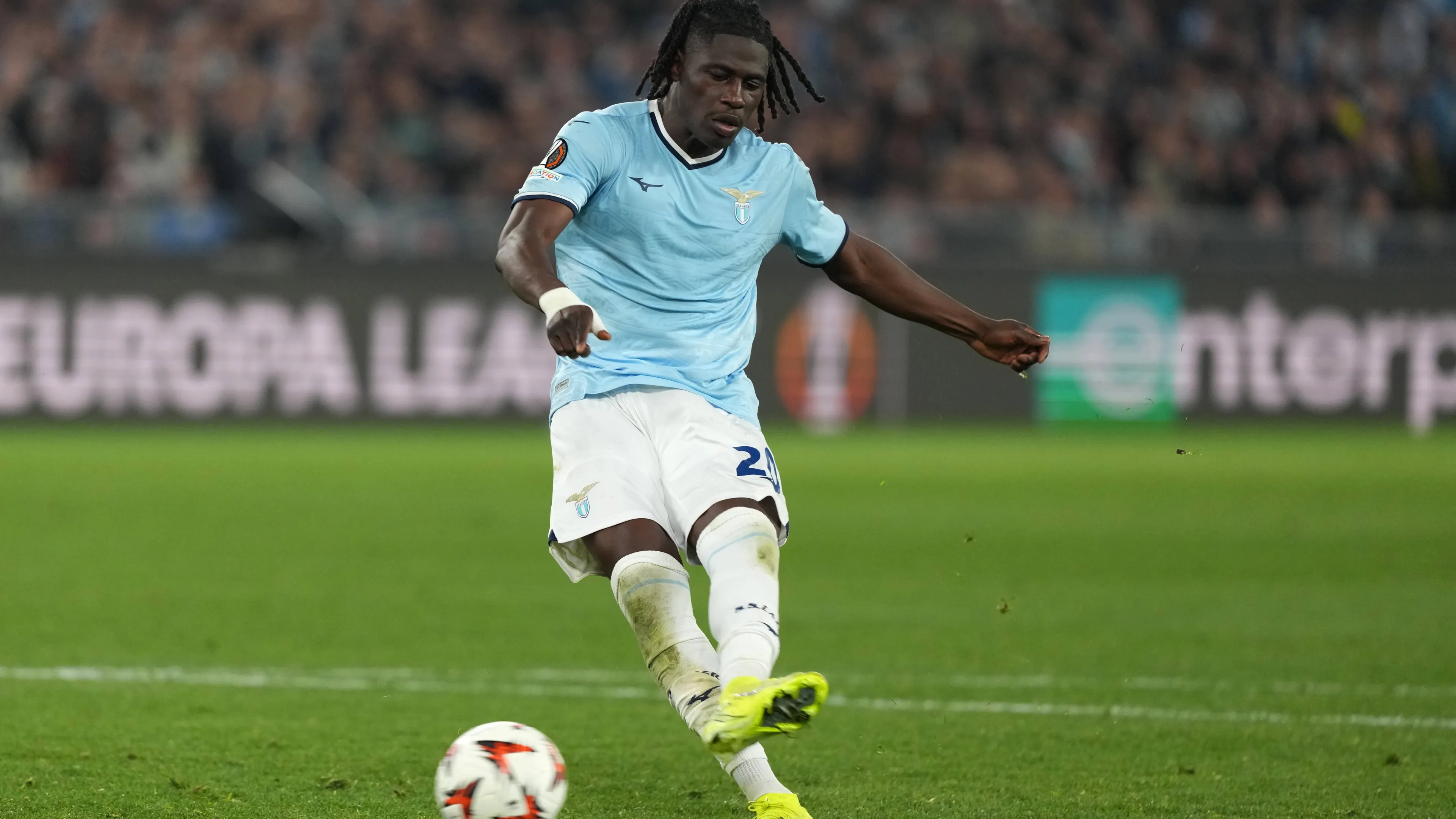 Lazio, Tchaouna verso l'addio: a un passo l'accordo con il Burnley