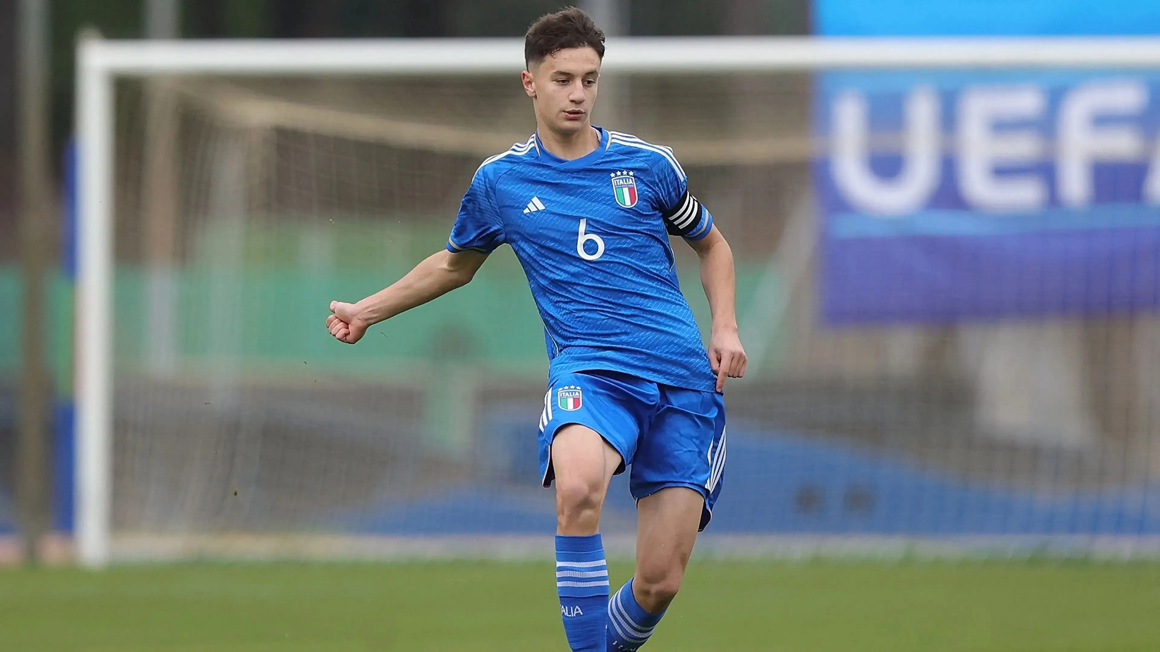 Copertina di Dal Sassuolo al Borussia Dortmund a soli 16 anni. Luca Reggiani spicca il volo
