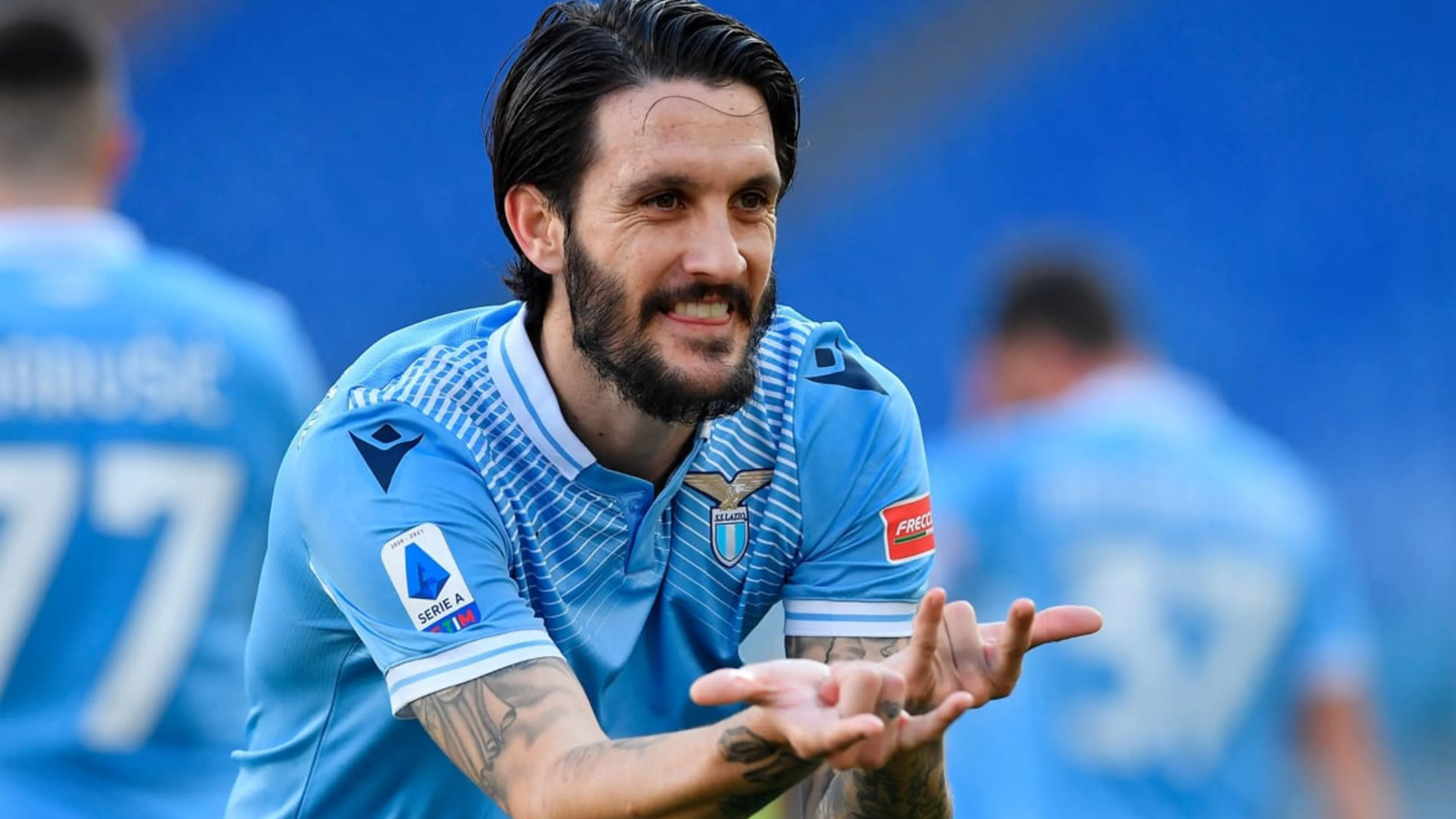 Copertina di “Con Sarri video tutti i giorni, a volte mi cala l’occhio”. La Gazzetta sbaglia traduzione e Luis Alberto non se la tiene