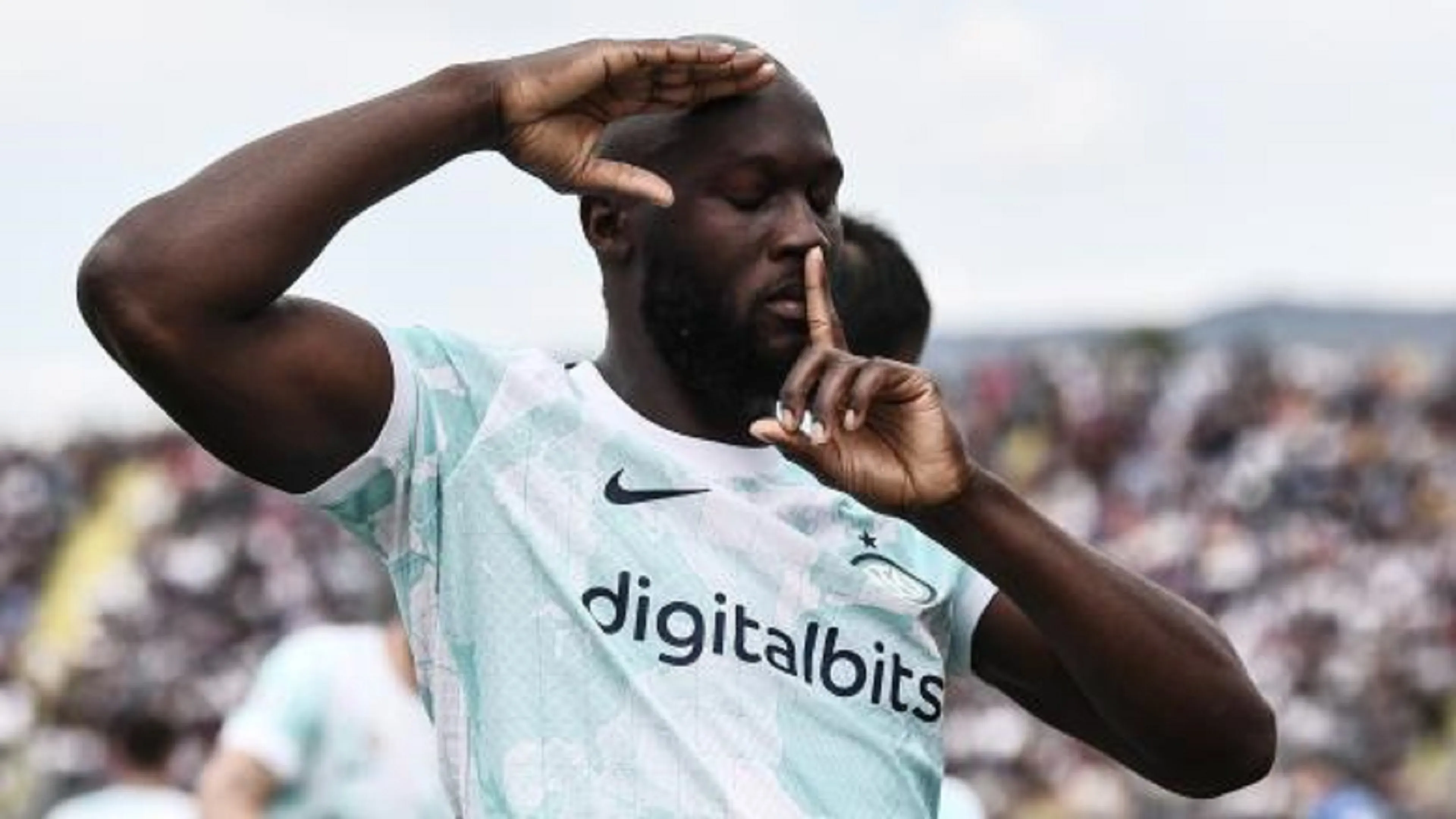 Copertina di Esultanza Lukaku, l'AIA non ci sta: "Non si zittisce il pubblico"
