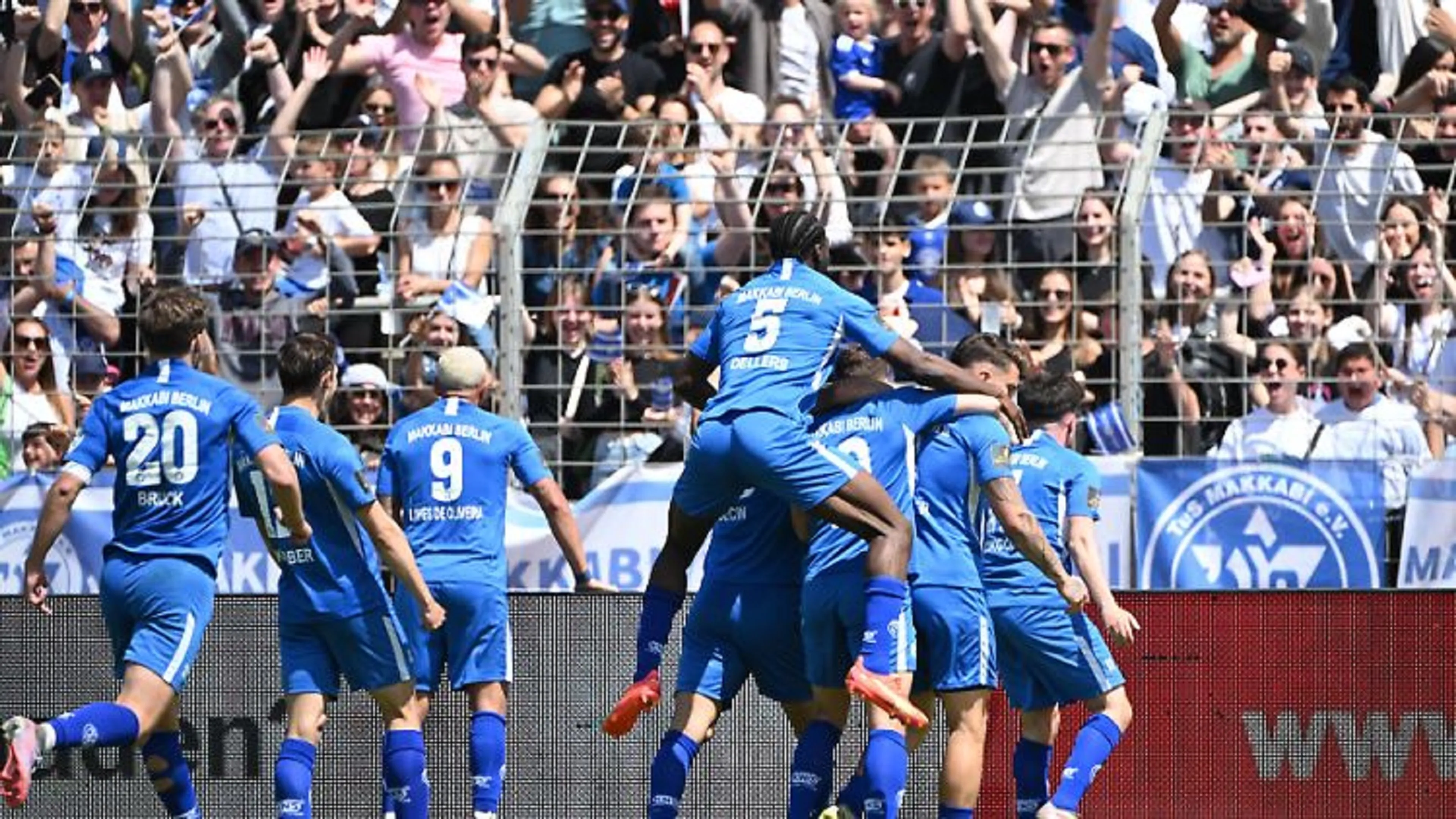 Copertina di Coppa di Germania, si fa la storia: in campo l'ebraica Makkabi Berlin