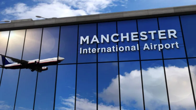 /images/m/a/n/Man-Utd-chiede-passaggio-in-aereo-al-Man-City.jpg