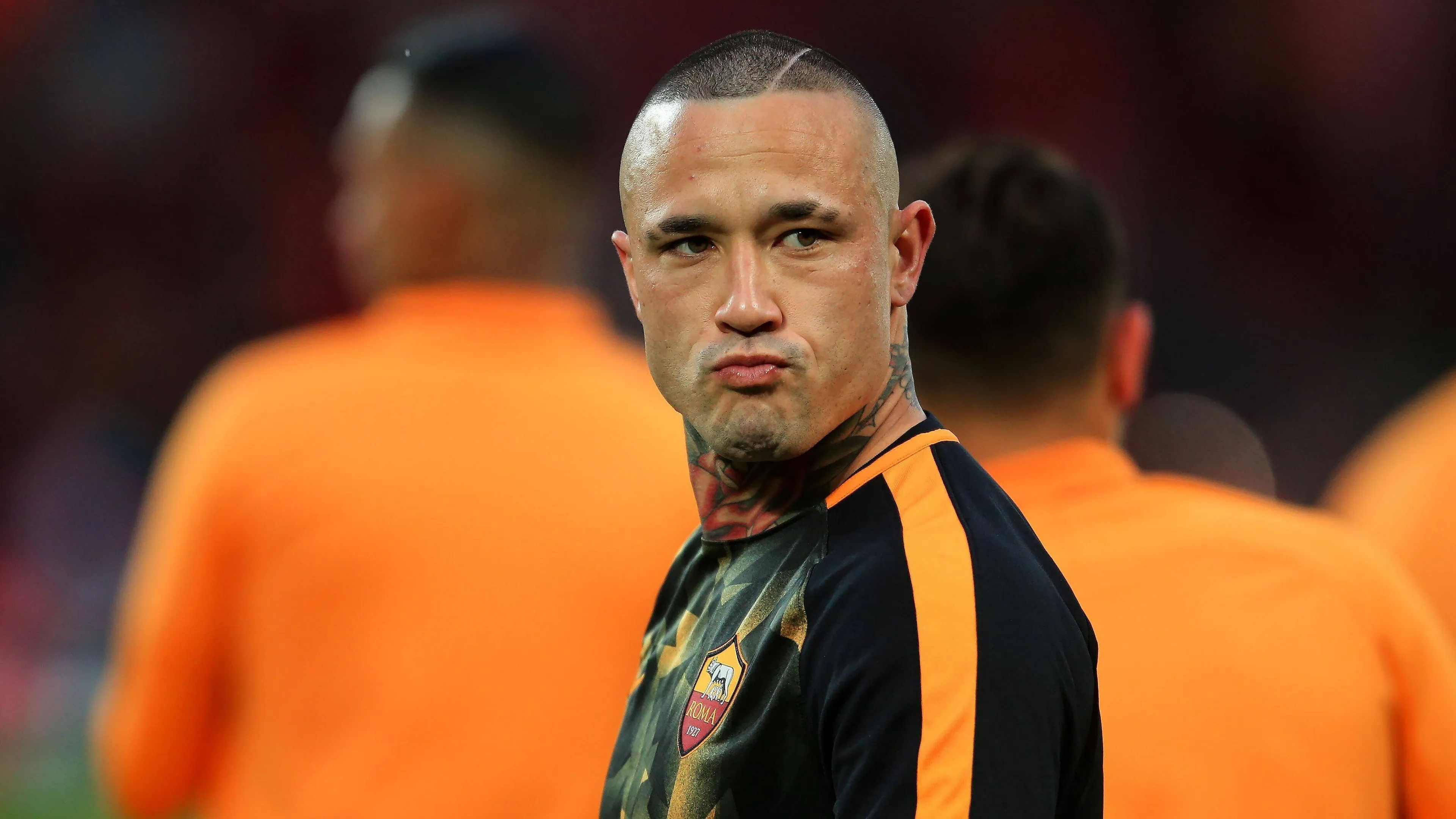Nainggolan, gaffe social: scrive un messaggio rivolto a un ex compagno sotto ad un post della Roma