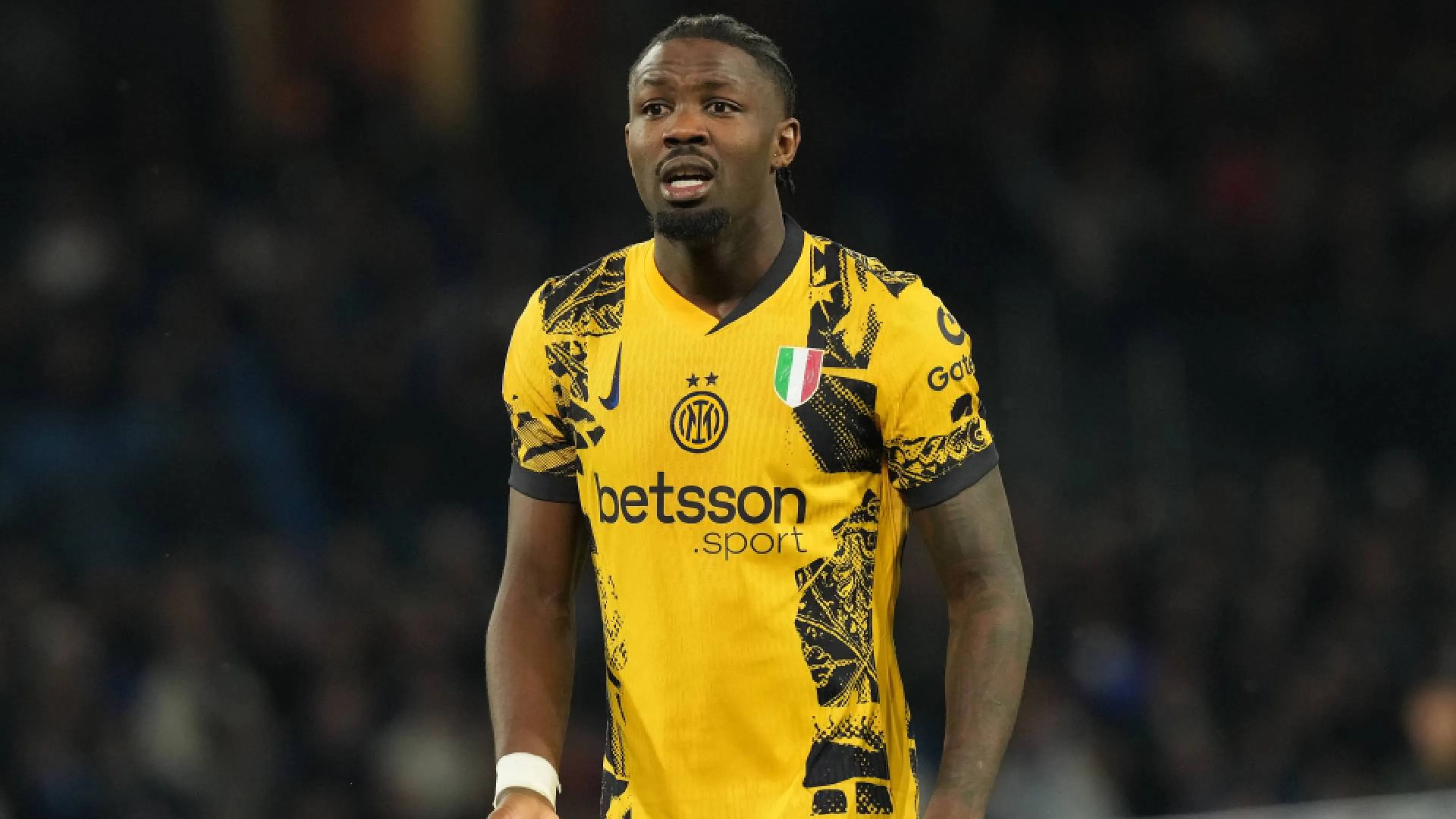 Copertina di Inter, c'è il piano per blindare Thuram: e per togliere la clausola rescissoria