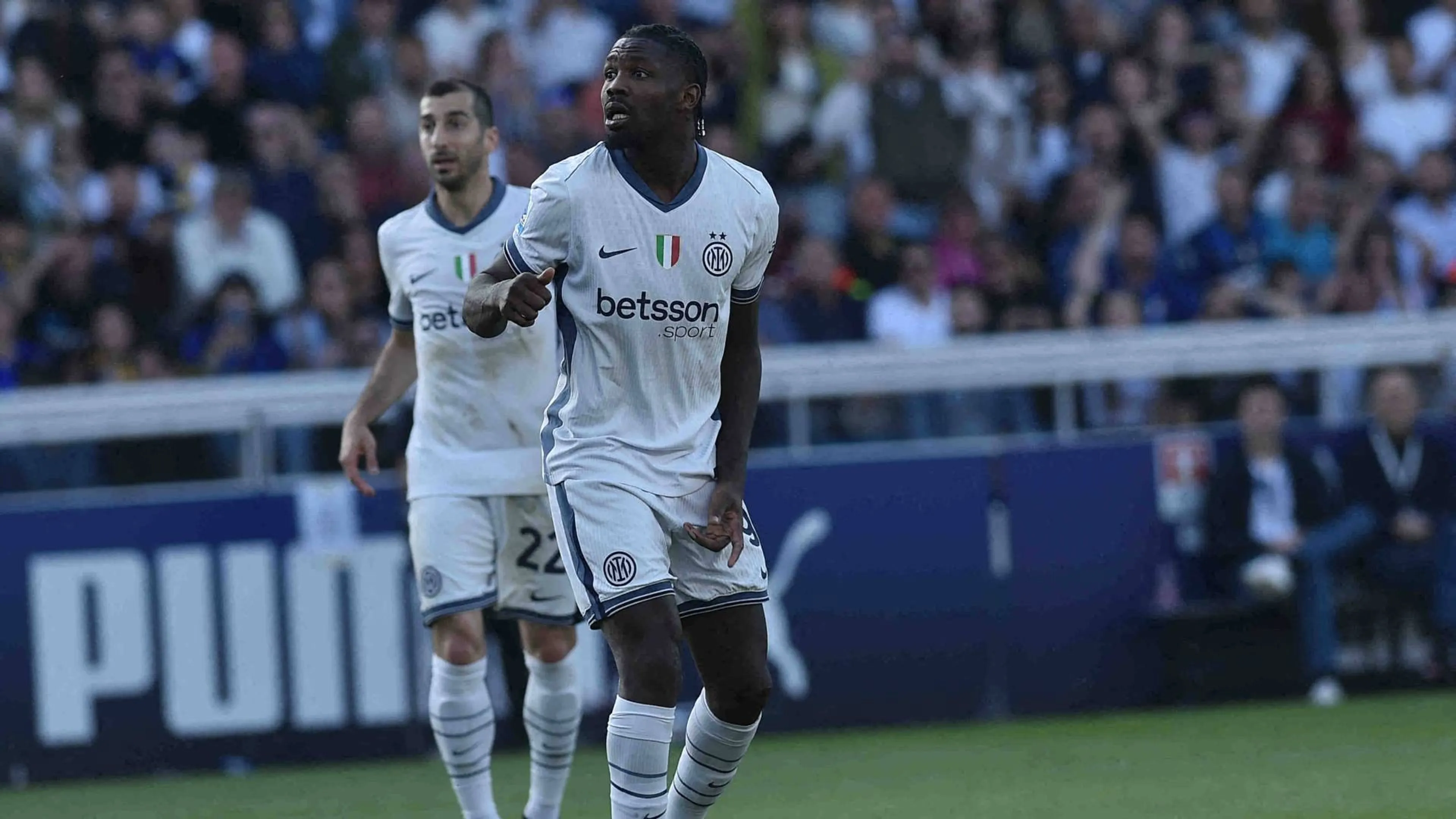 Copertina di Gol di Thuram, c'è il tocco di mano? Scoppia la polemica!