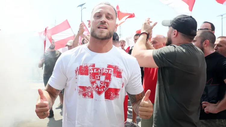 /images/m/a/r/marko-arnautovic-marko-arnautovic-new-football-player-of-crvena-zvezda-red-star-at-airport-nikola-tesla-beograd-21072025-foto-mn-press-vladimir-markovic-football-crvena-zvezda-marko-arnautovic-belgrade-airport-nikola-tesla-belgrade-serbia-copyright-xmnxpressxjpg_1753125294727.jpg