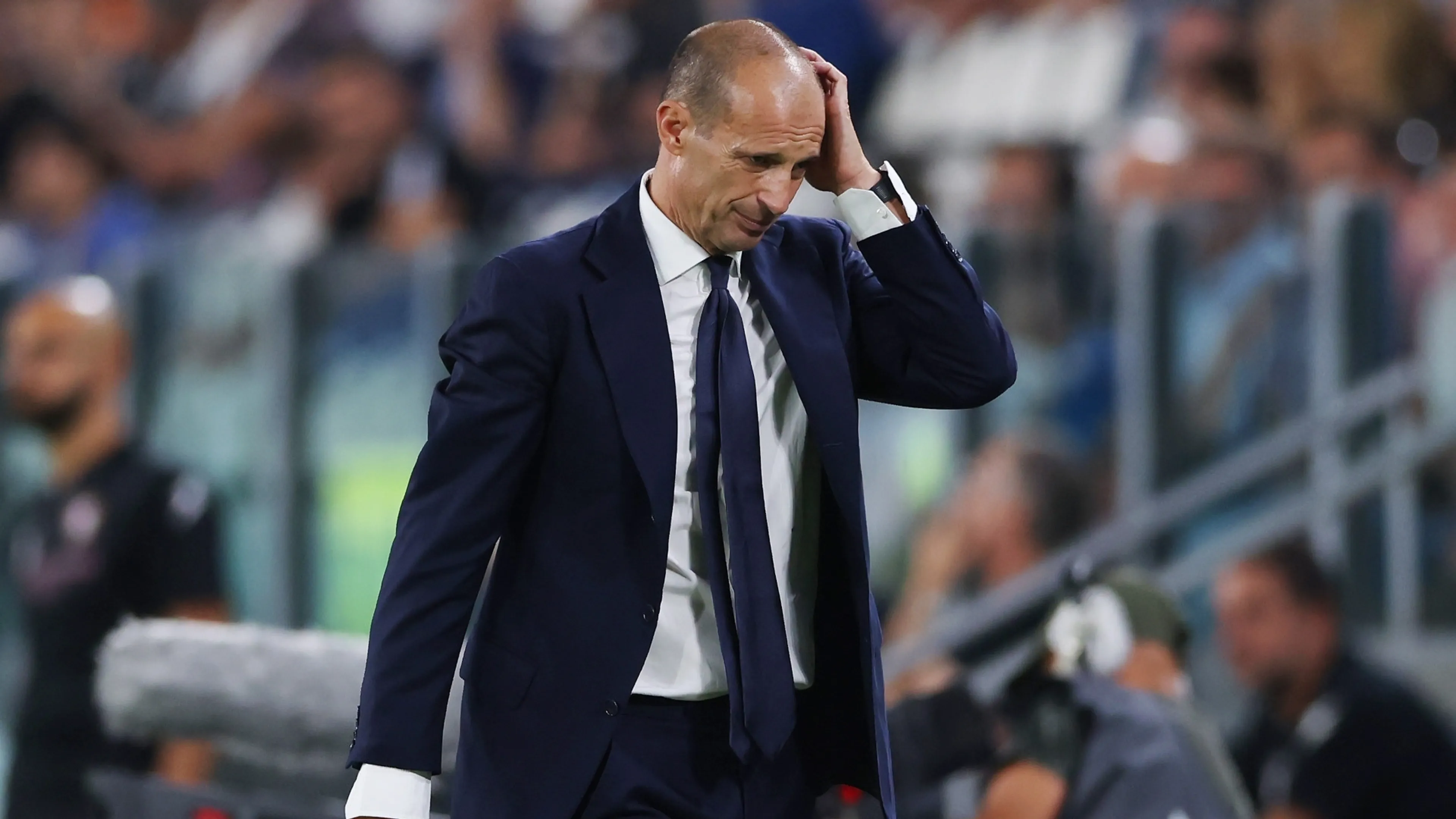 Copertina di Juventus, Allegri precipita nei sondaggi: i tifosi “scelgono” l’allenatore del futuro