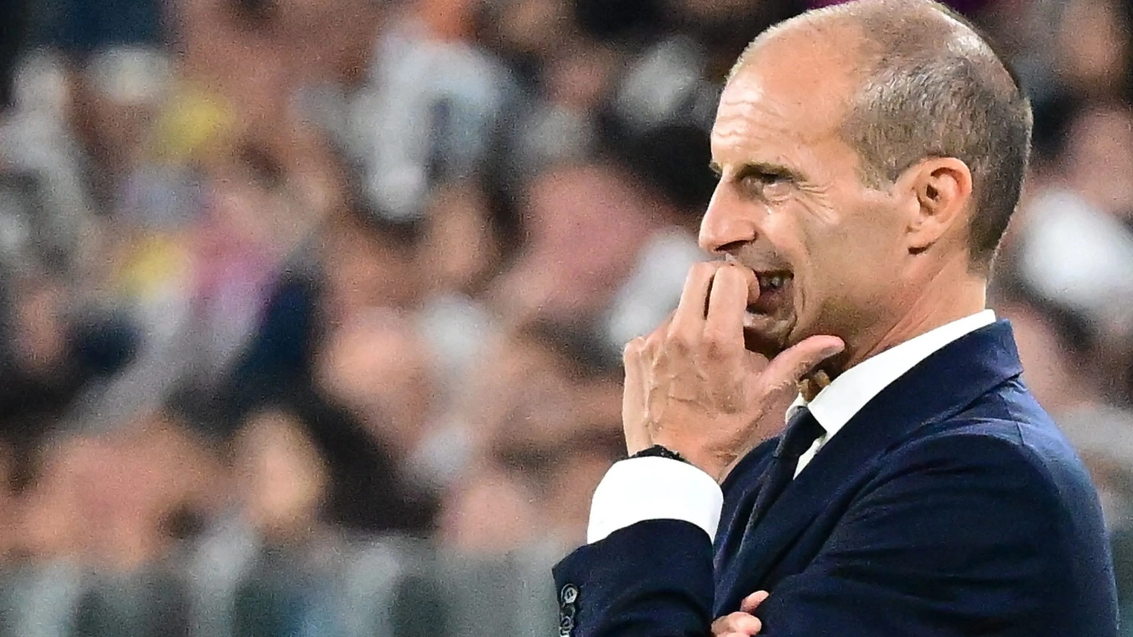 Copertina di Allegri mantiene la propria linea: “Con la Samp vale per il secondo posto”