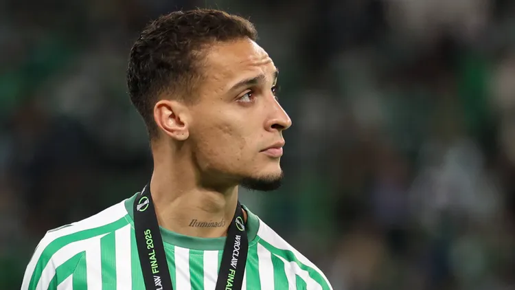 /images/m/a/y/may-29-2025-wroclaw-poland-antony-matheus-dos-santos-of-real-betis-seen-after-the-uefa-conference-league-final-2025-between-real-betis-and-chelsea-london-at-wroclaw-stadium-final-score-real-betis-1-4-chelsea-london-wroclaw-poland-zumas197-20250529aabs197063-copyright-xgrzegorzxwajdaxjpg_1750691285237.jpg