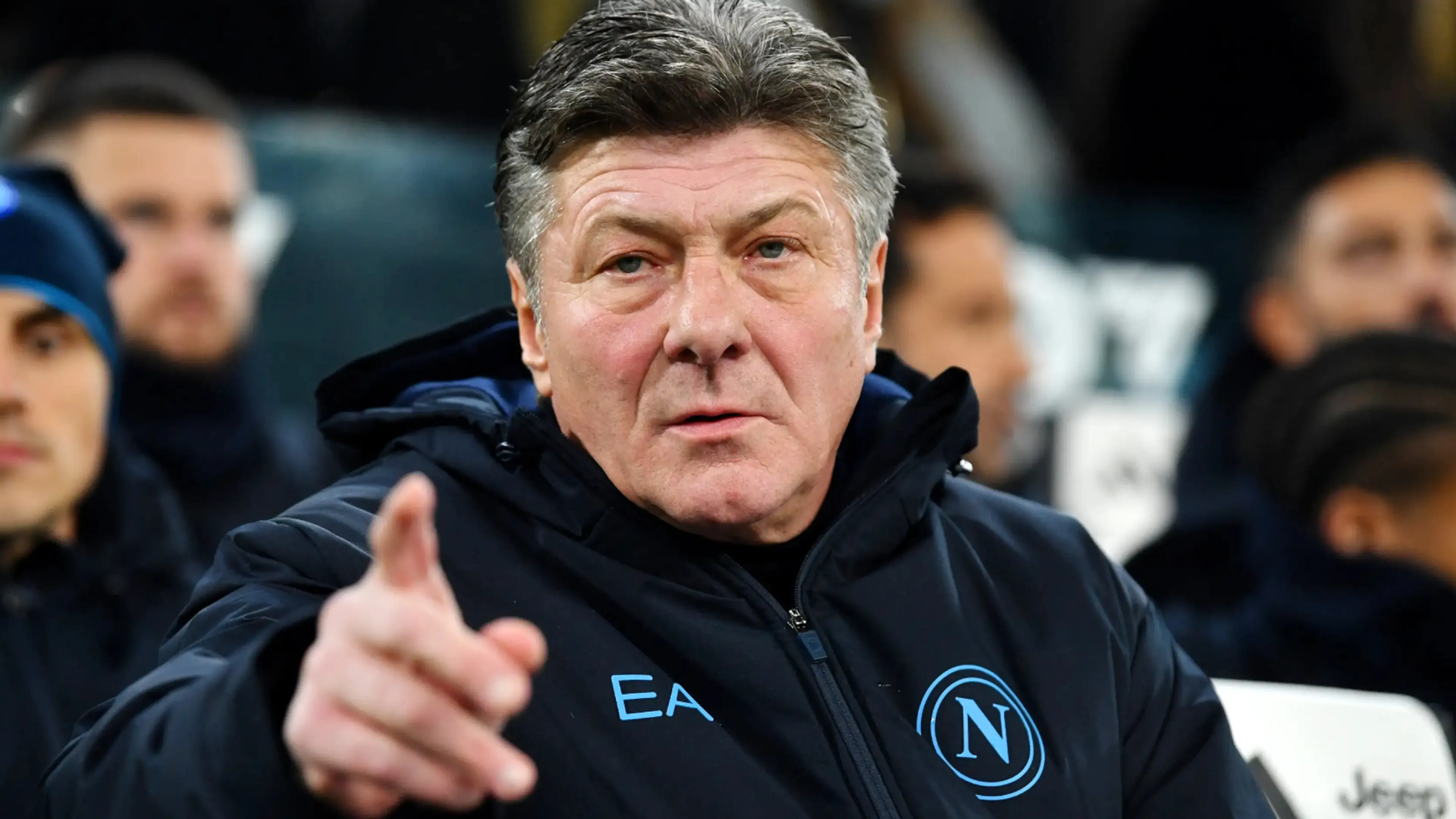 Copertina di Il Napoli pensa al cambio in panchina già oggi: Mazzarri non lo sa e prepara l'allenamento