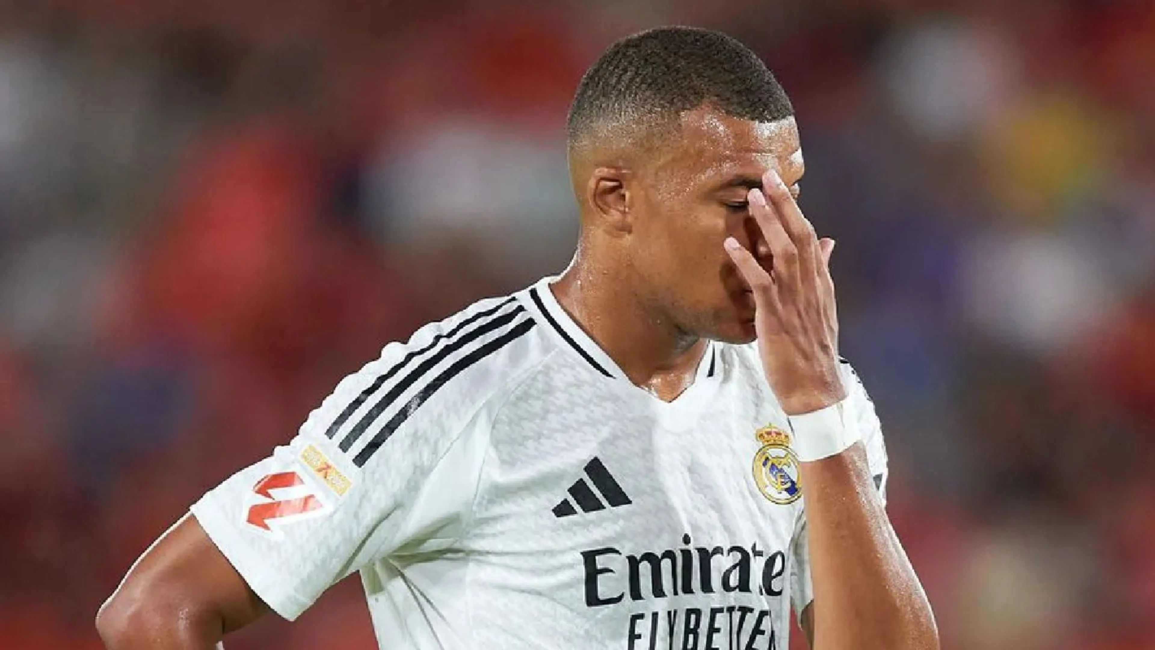 Copertina di Il PSG tira un sospiro di sollievo sul caso Mbappé