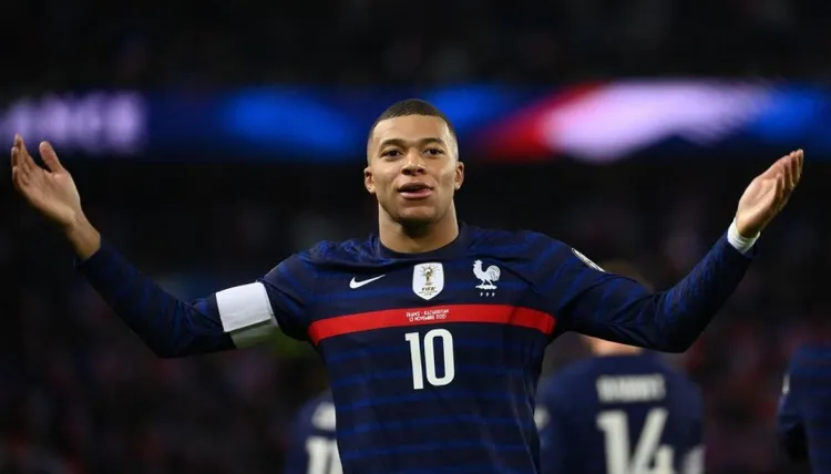 /images/m/b/a/mbappe-12.jpg