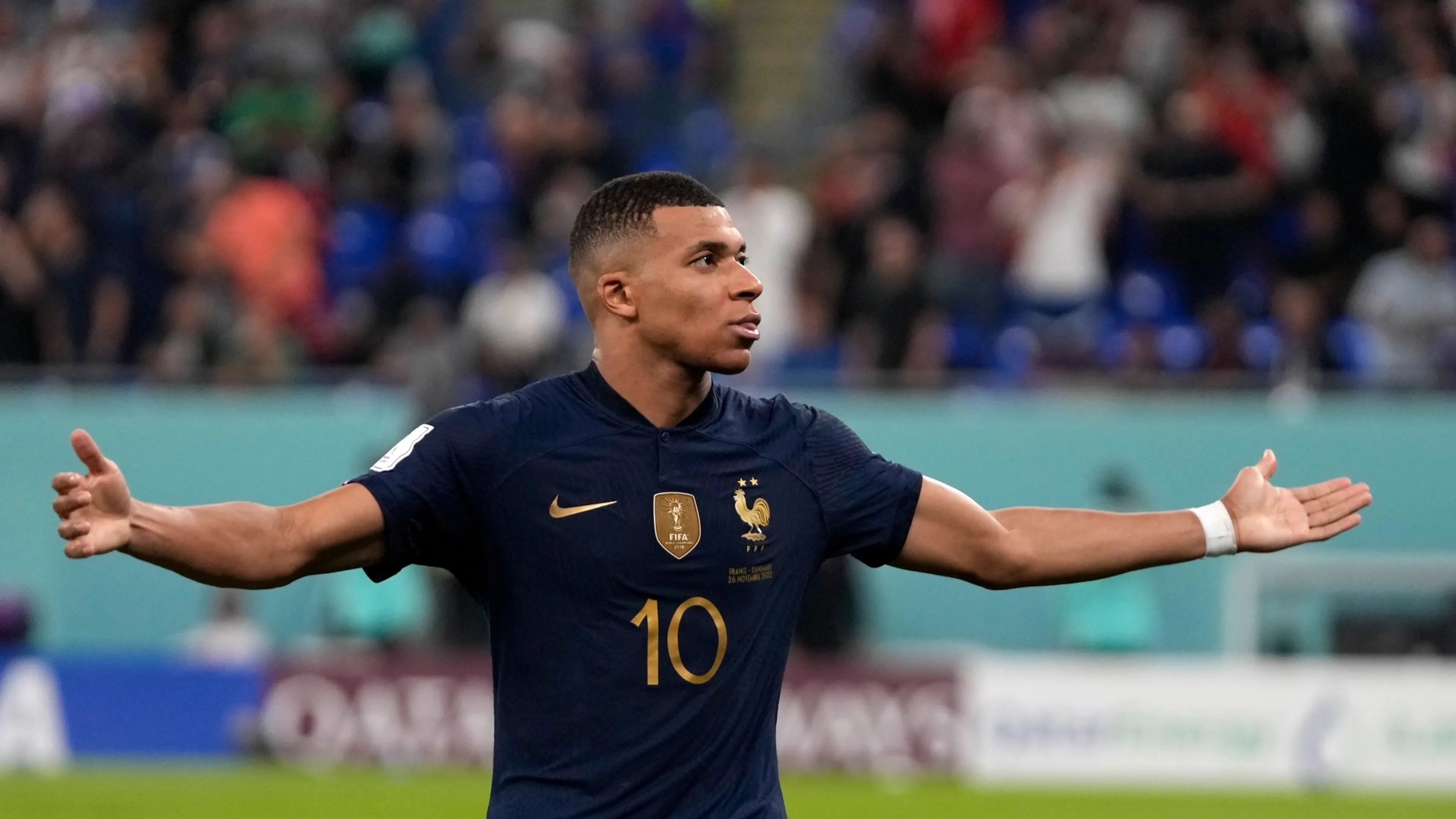 Copertina di Caso Mbappé, scende in campo anche il sindaco: "Psg, a che gioco state giocando?"