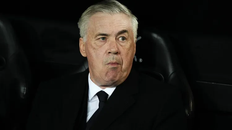 /images/m/e/s/Messaggio-di-Ancelotti-alla-squadra-nello-spogliatoio-del-Real-Madrid.jpg