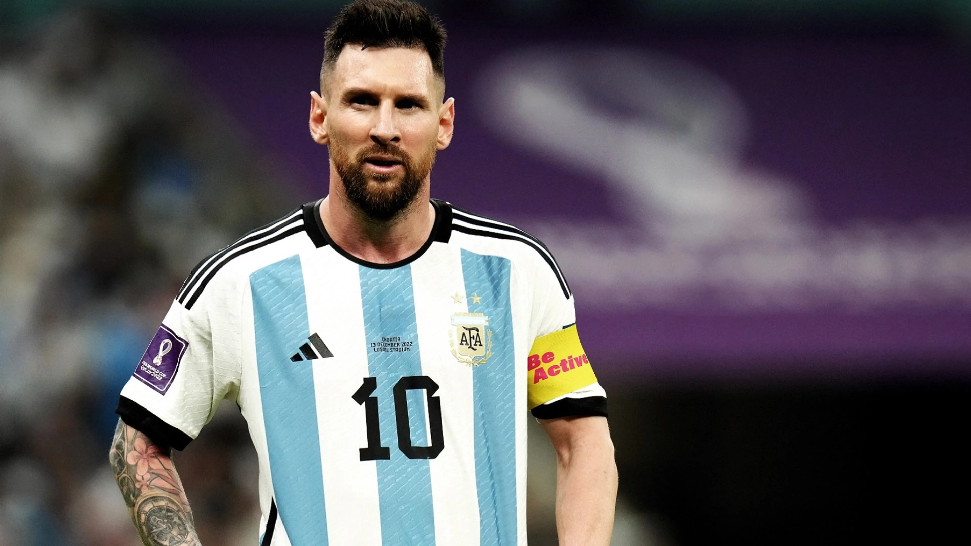 Copertina di Messi, dai posti a tavola alle scarpe. Le abitudini maniacali della "Pulga"