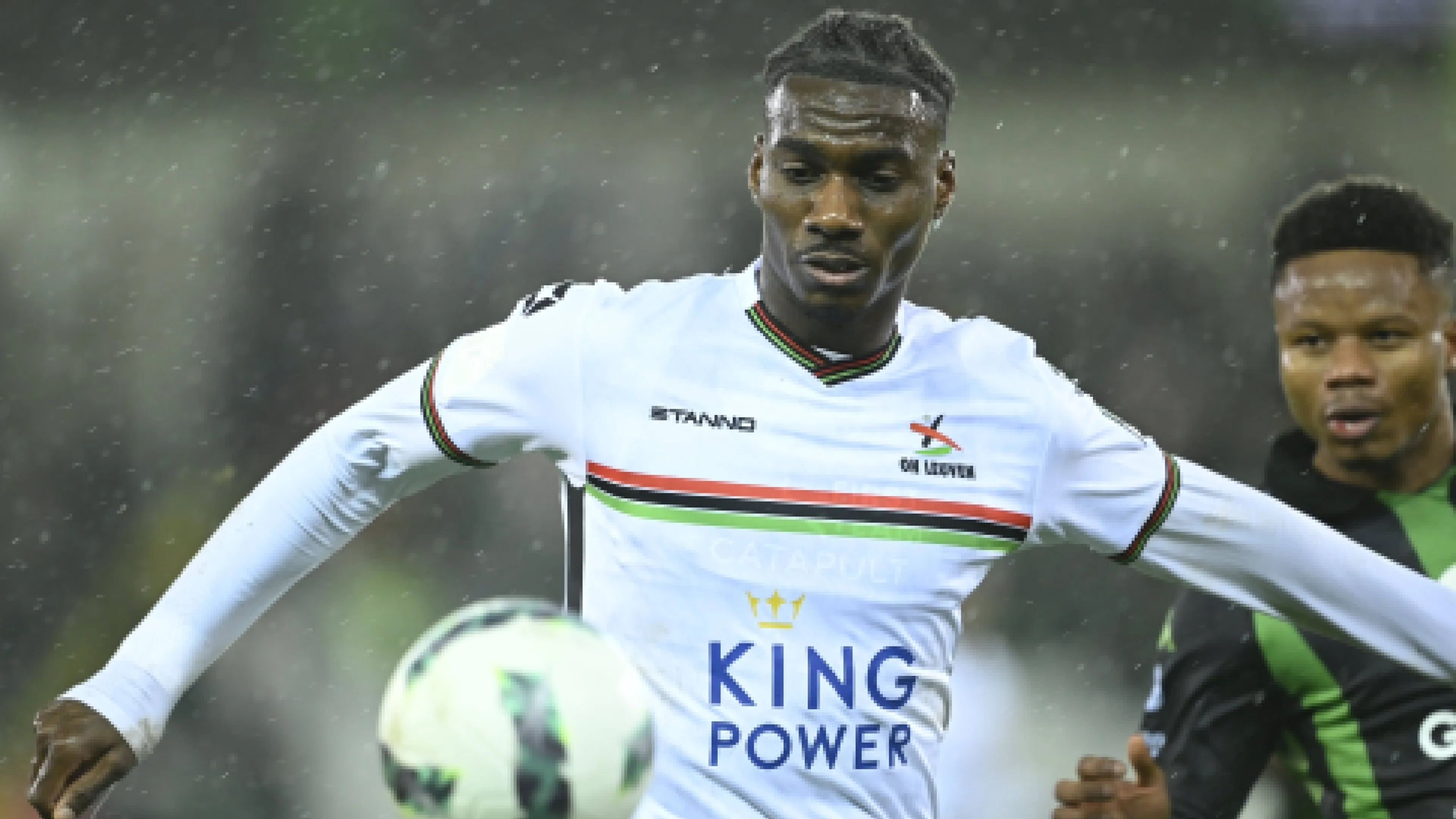 Copertina di Milan, nuova pista per il centrocampo: piace Banzuzi del Leuven