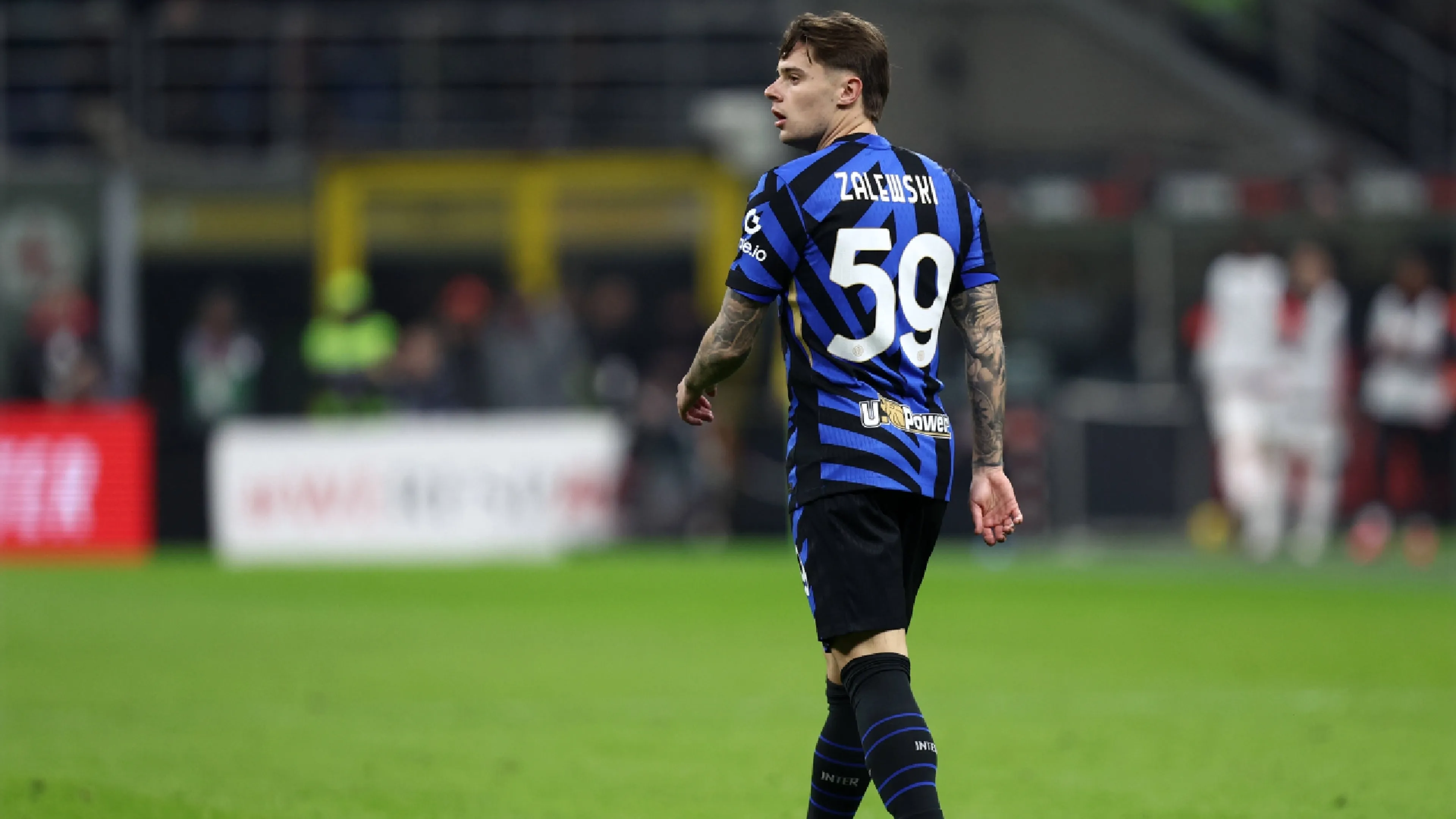 Copertina di Milan-Inter, Zalewski: "Vi racconto cosa abbiamo dovuto fare affinché potessi essere disponibile oggi"