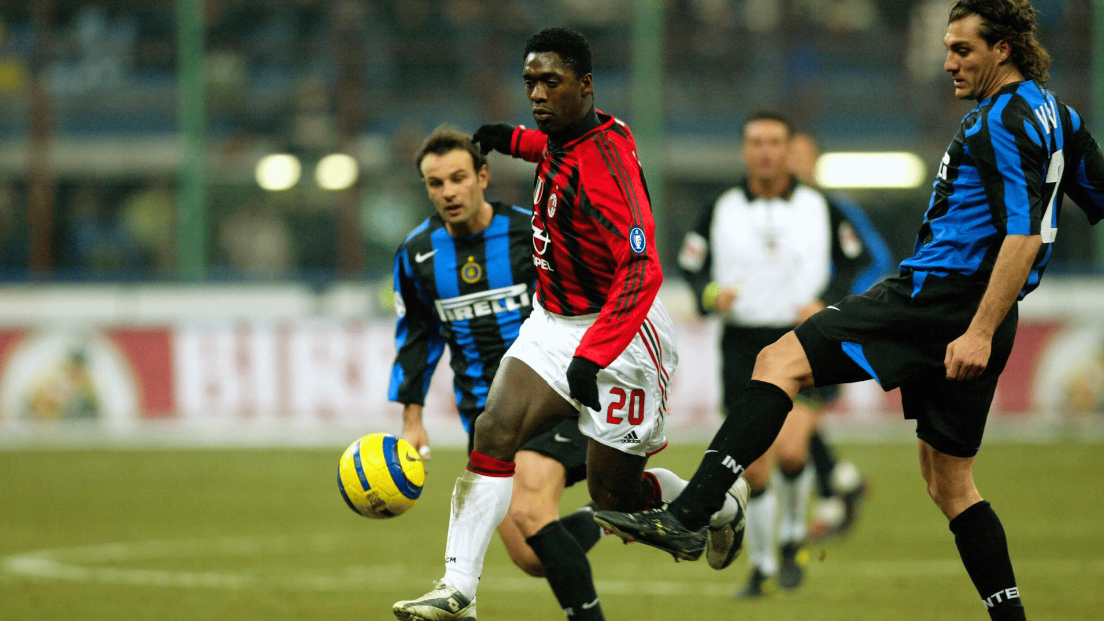 Copertina di AMARCORD | 21 febbraio 2004, Milan-Inter 3-2: capolavoro Seedorf e rimonta completata