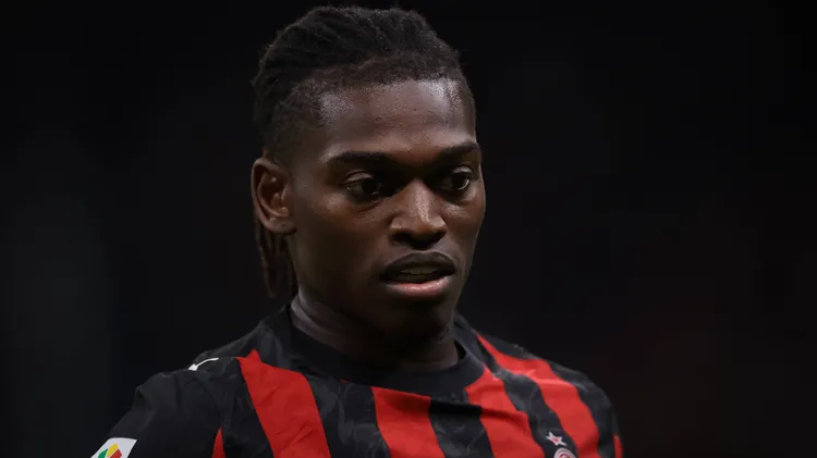 /images/m/i/l/milan-italy-17th-august-2025-rafael-leao-of-ac-milan-during-the-ac-milan-vs-ssc-bari-coppa-italia-match-at-giuseppe-meazza-milan-picture-credit-should-read-jonathan-moscrop-sportimage-editorial-use-only-no-use-with-unauthorised-audio-video-data-fixture-lists-club-league-logos-or-live-services-online-in-match-use-limited-to-120-images-no-video-emulation-no-use-in-betting-games-or-single-club-league-player-publications-spi114jmmilanbarici-spi-4063-0114jpg_1756193503637.jpg