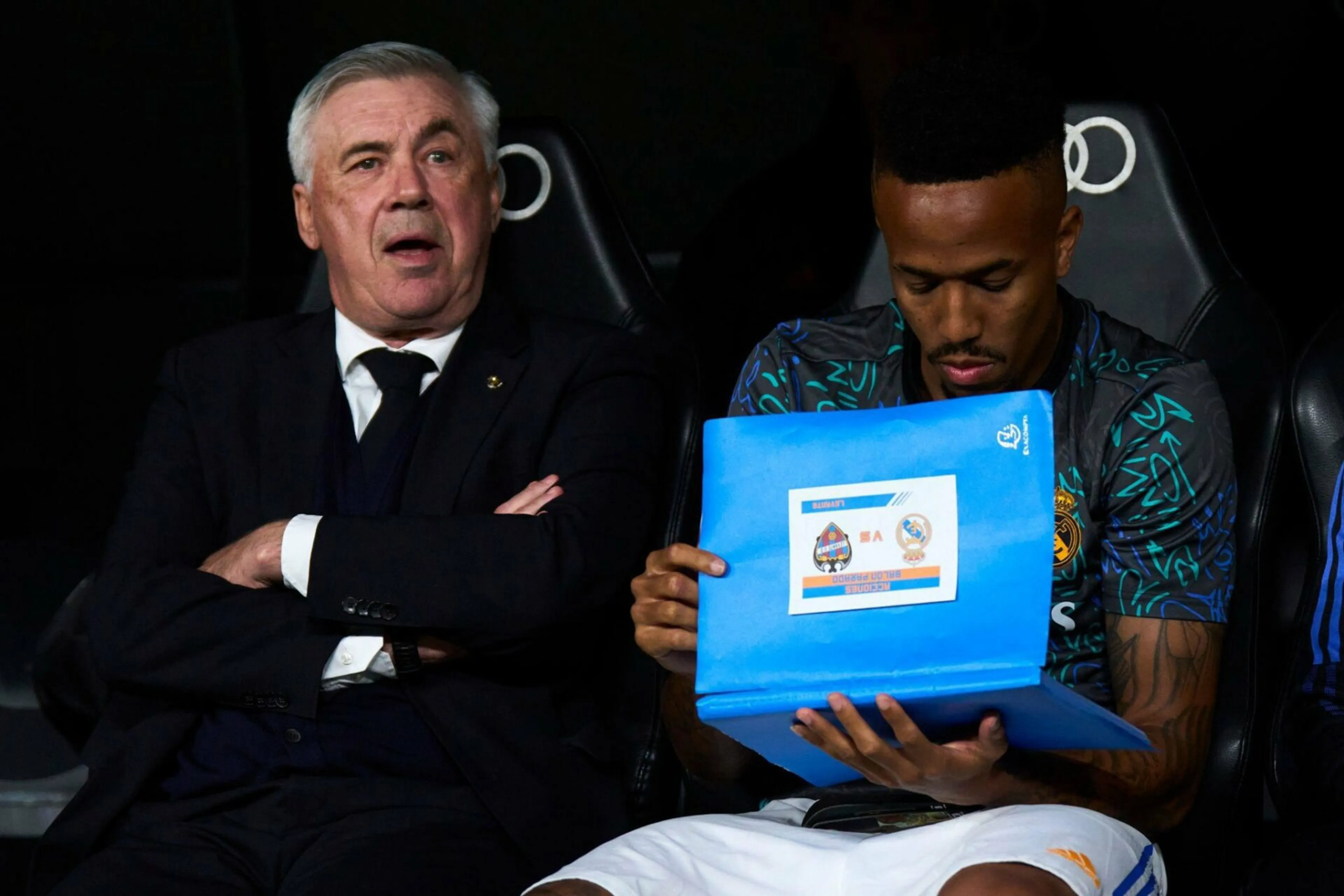 Copertina di Militao cambia ruolo, il brasiliano diventa vice di Ancelotti per un giorno (VIDEO)