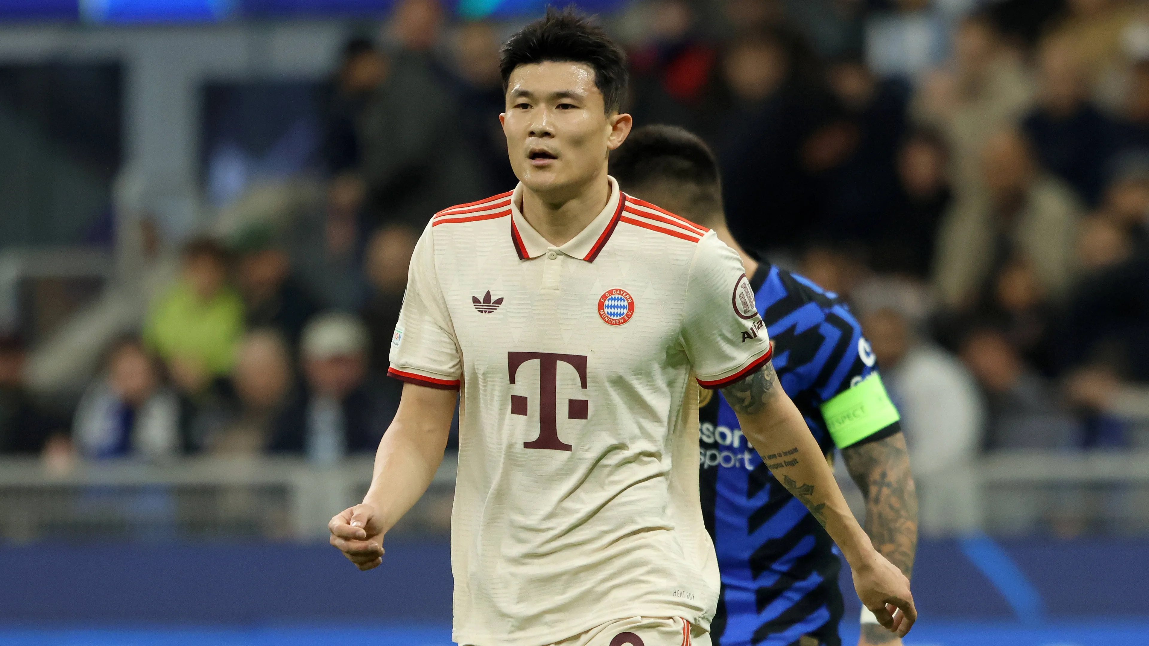 Kim Min-Jae si offre al Milan 