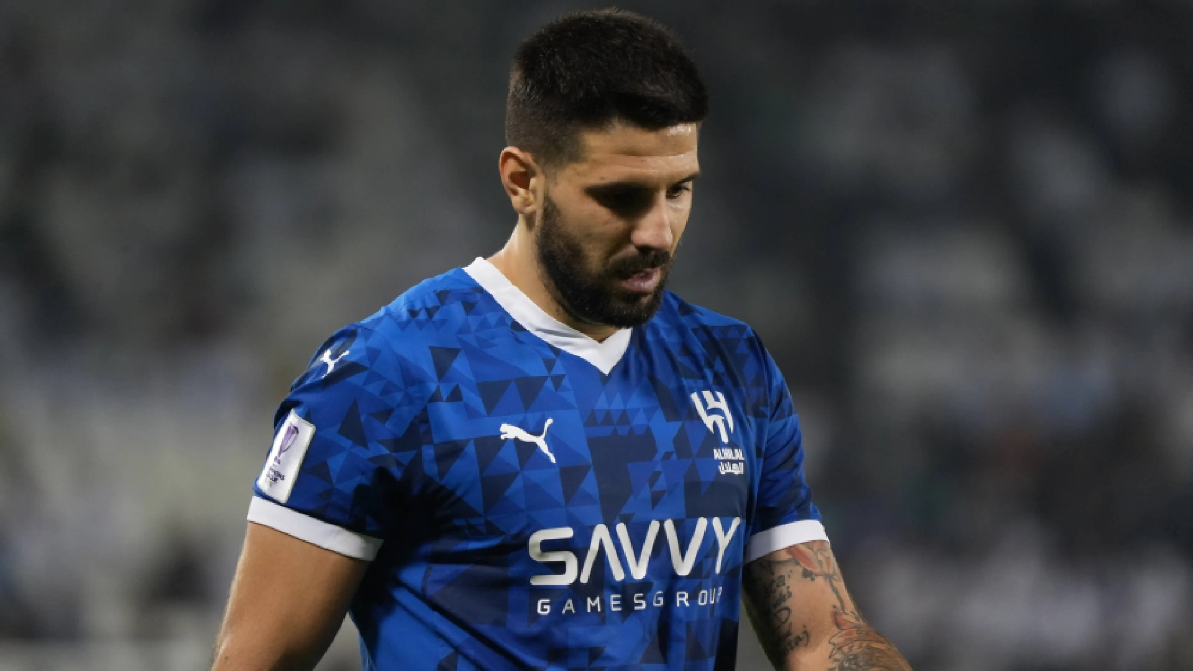Copertina di Paura per Mitrovic: problemi cardiaci per il serbo, è in ospedale. La situazione